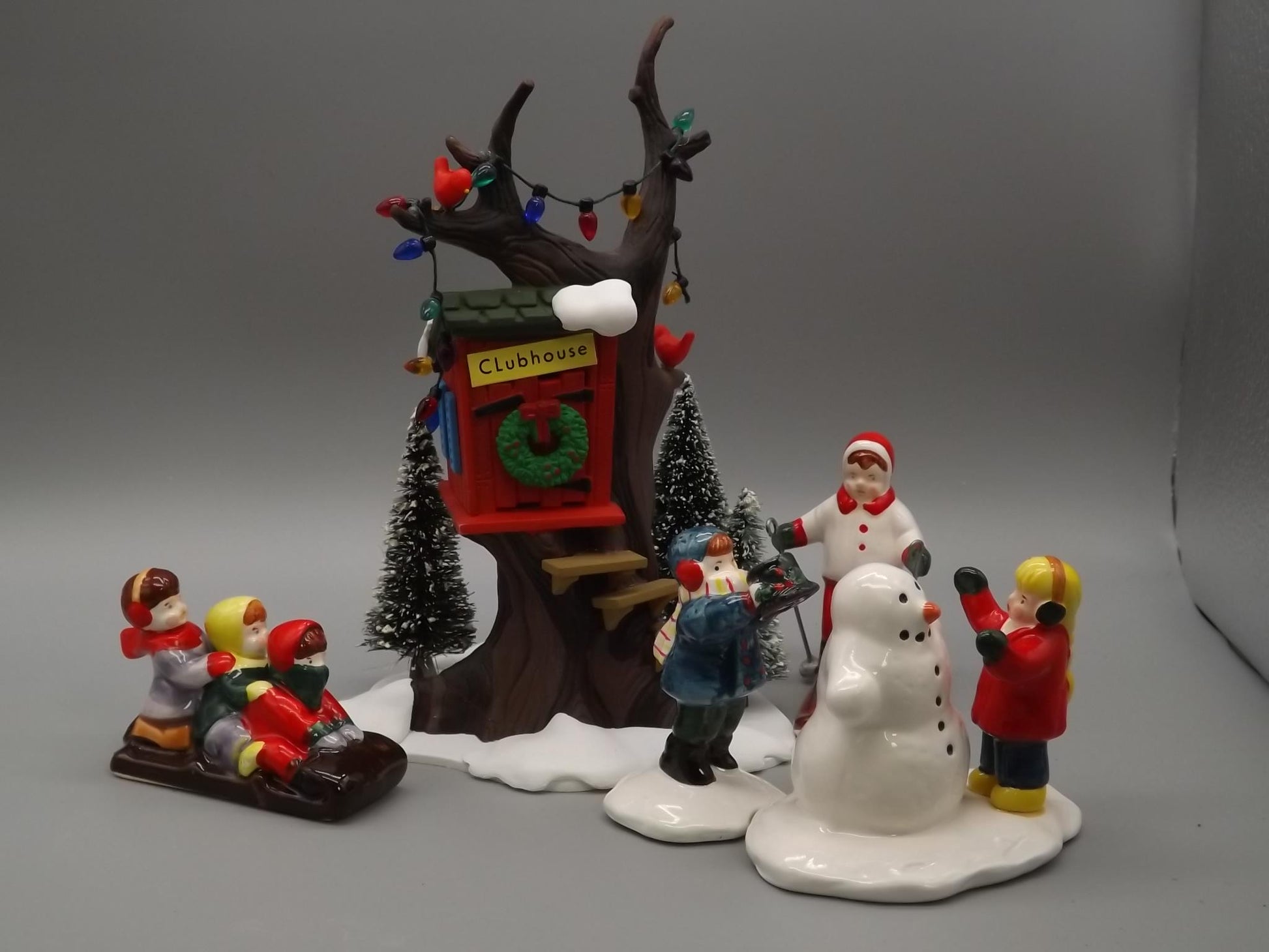 Vintage Snow Village "Kids Tree House and Snow Kids" figurines seasonal display children playing in the snow. With box