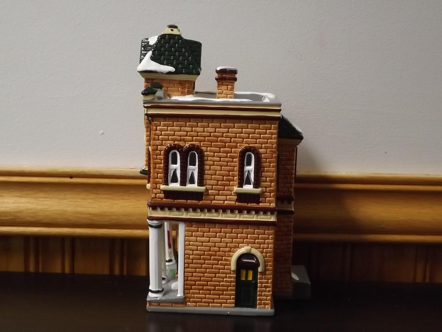 Vintage 1992 Snow Village Post Office Figurine: Holiday Village Scene (With Box & COA)