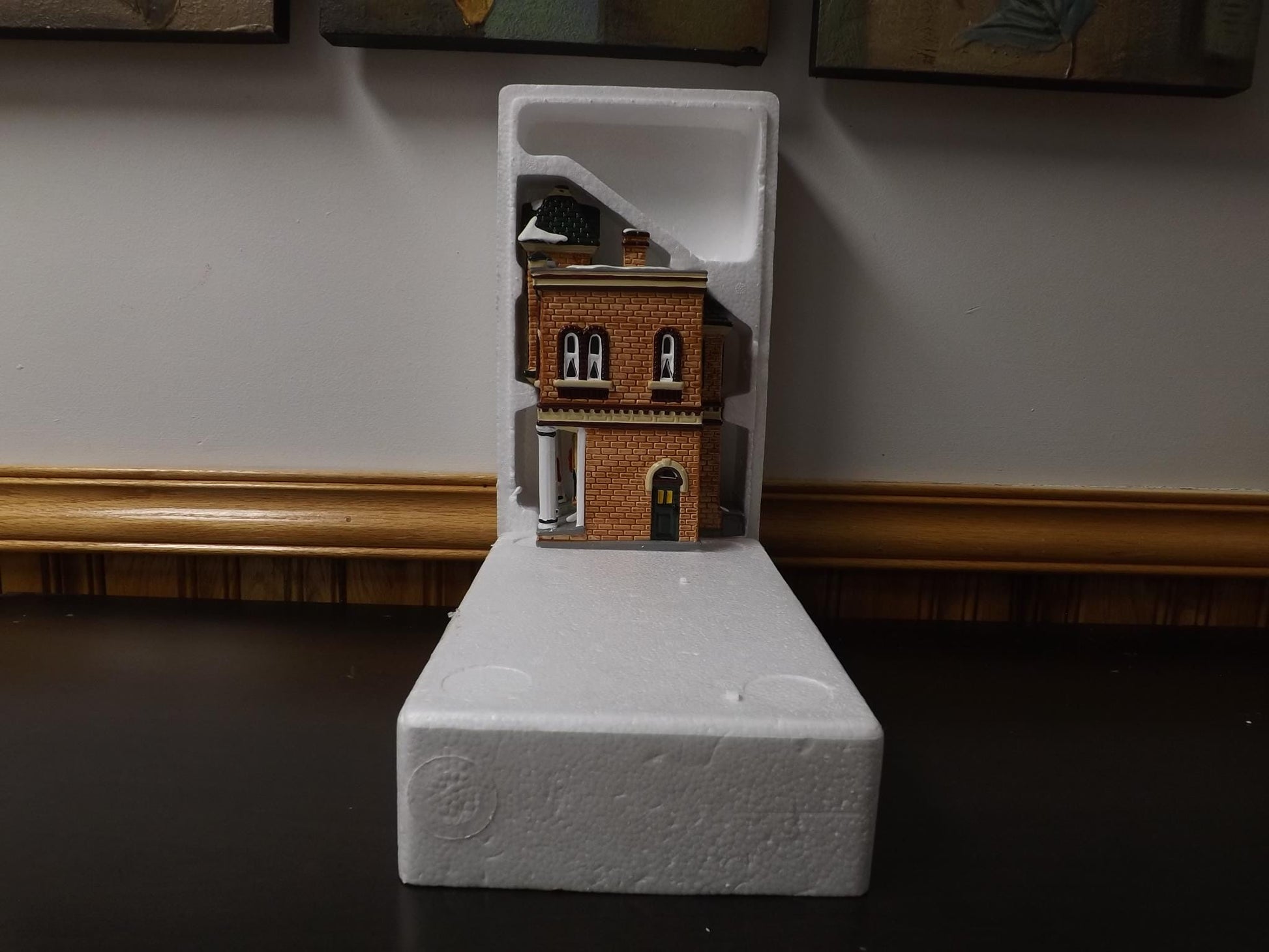 Vintage 1992 Snow Village Post Office Figurine: Holiday Village Scene (With Box & COA)