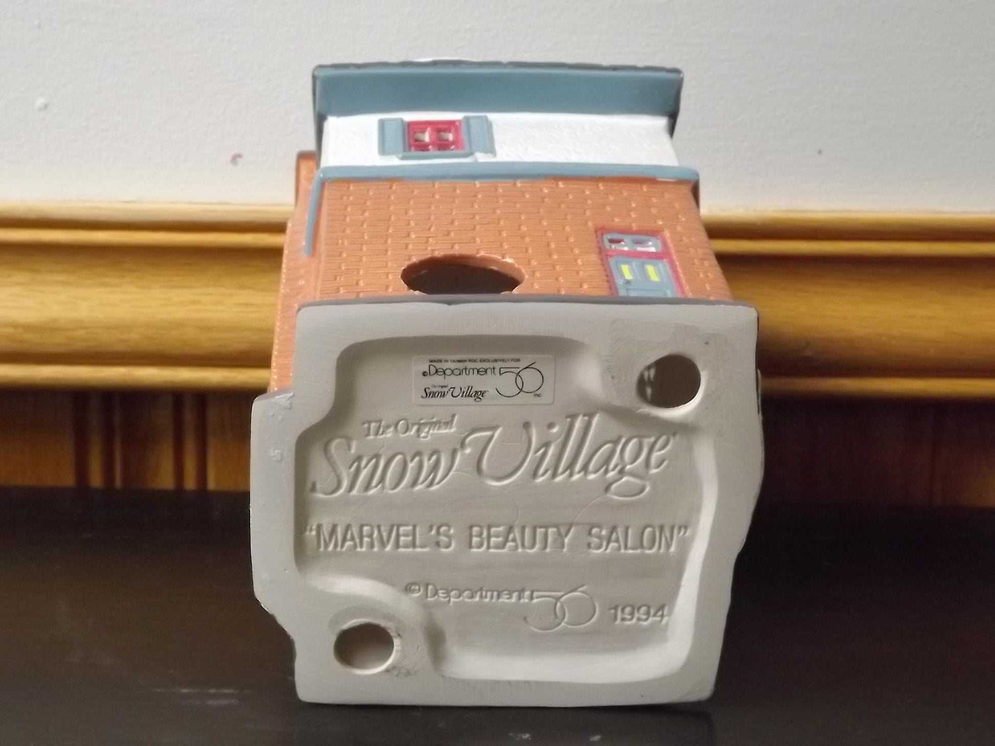 Vintage 1994 Snow Village "Marvel's Beauty Salon" Illuminated Figurine (With Box & COA)