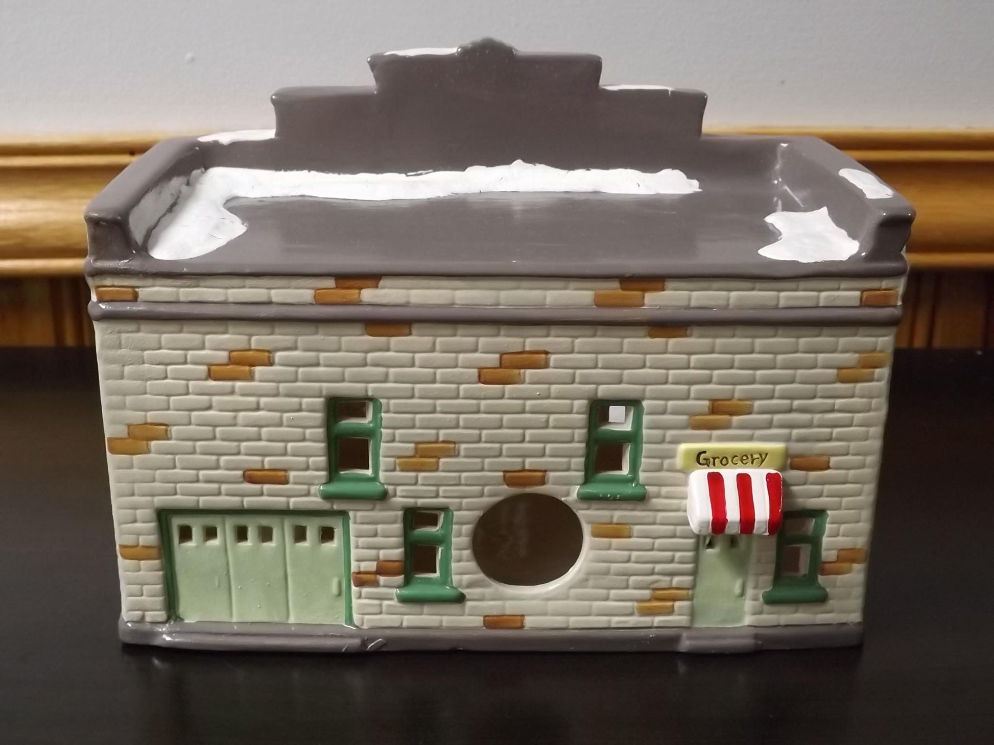 Vintage 1988 Snow Village "Village Market" Illuminated Store with Box & COA