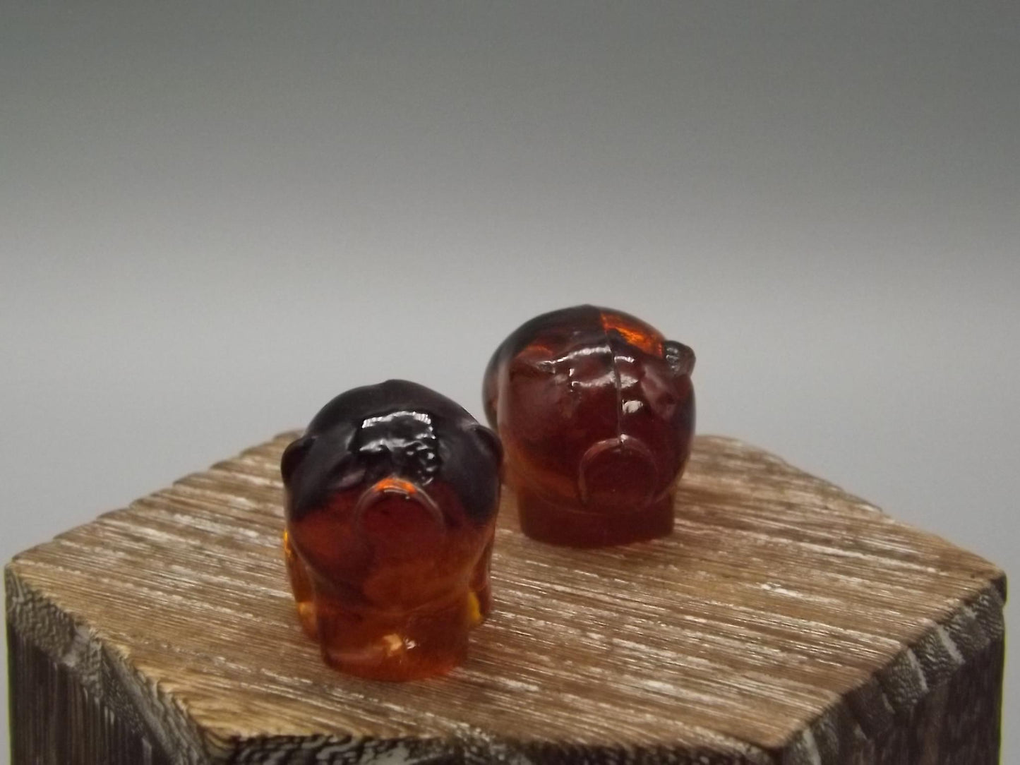 Heisey by Imperial Amber glass standing and sitting piglets set.