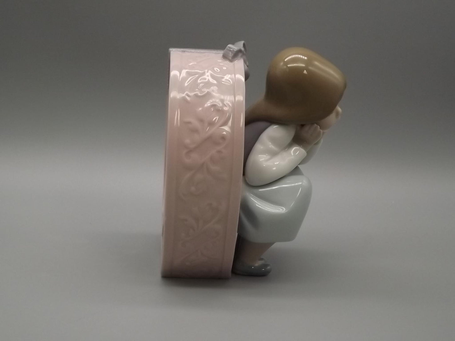 Vintage Lladro Figurine "O is for Olivia" #5148 - Girl in Letter