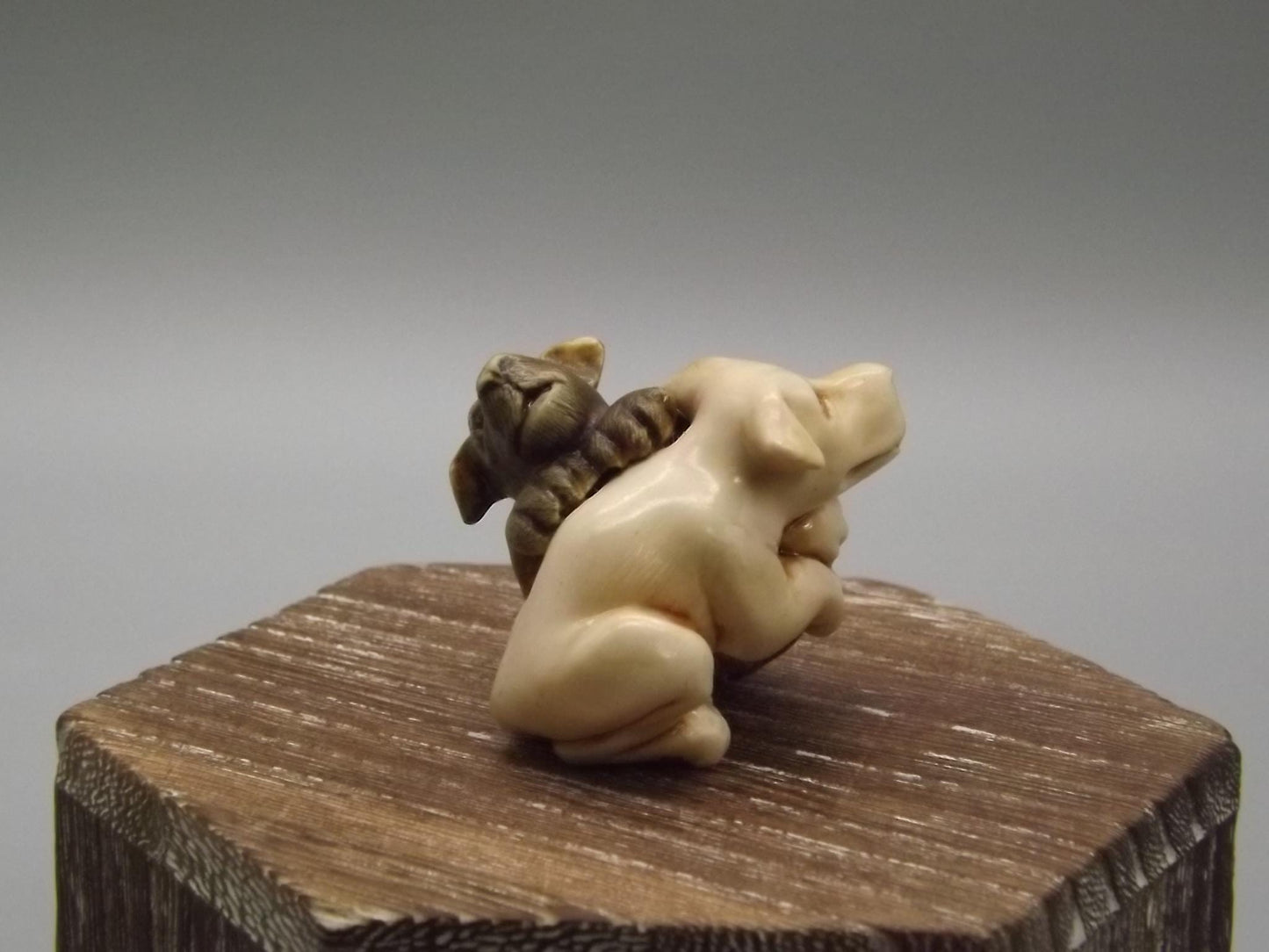 Entwined Dogs Figurine: Martin Perry Artist Proof, Fragile World