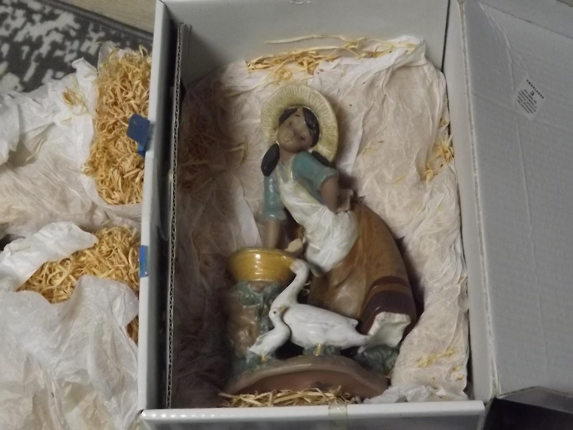 Vintage Lladro Gres Laundry Day Figurine #12216 - 1991 with Original Box