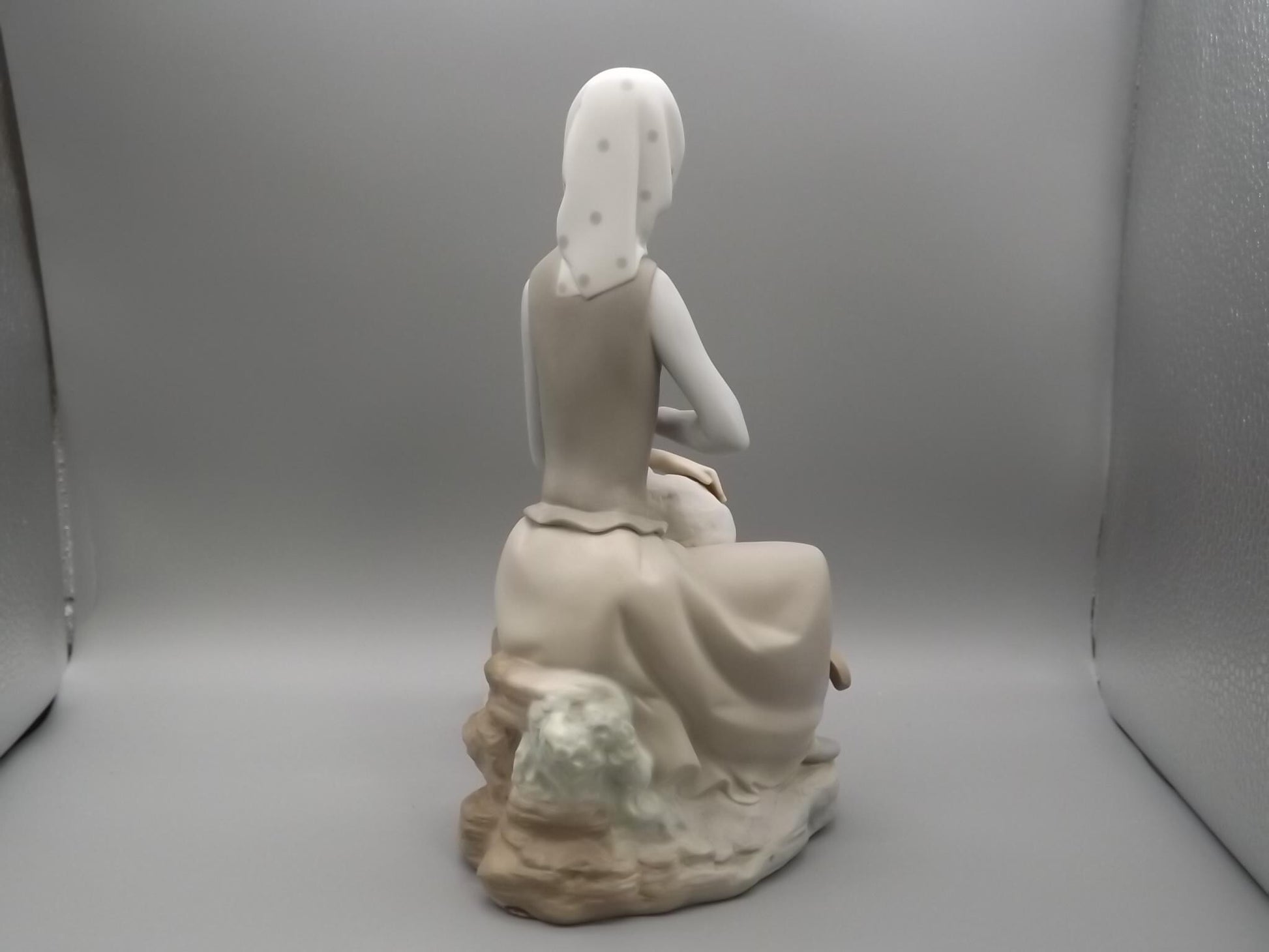 Vintage Lladro Figurine: Girl with Lamb & Wheelbarrow, Matte Finish #4816