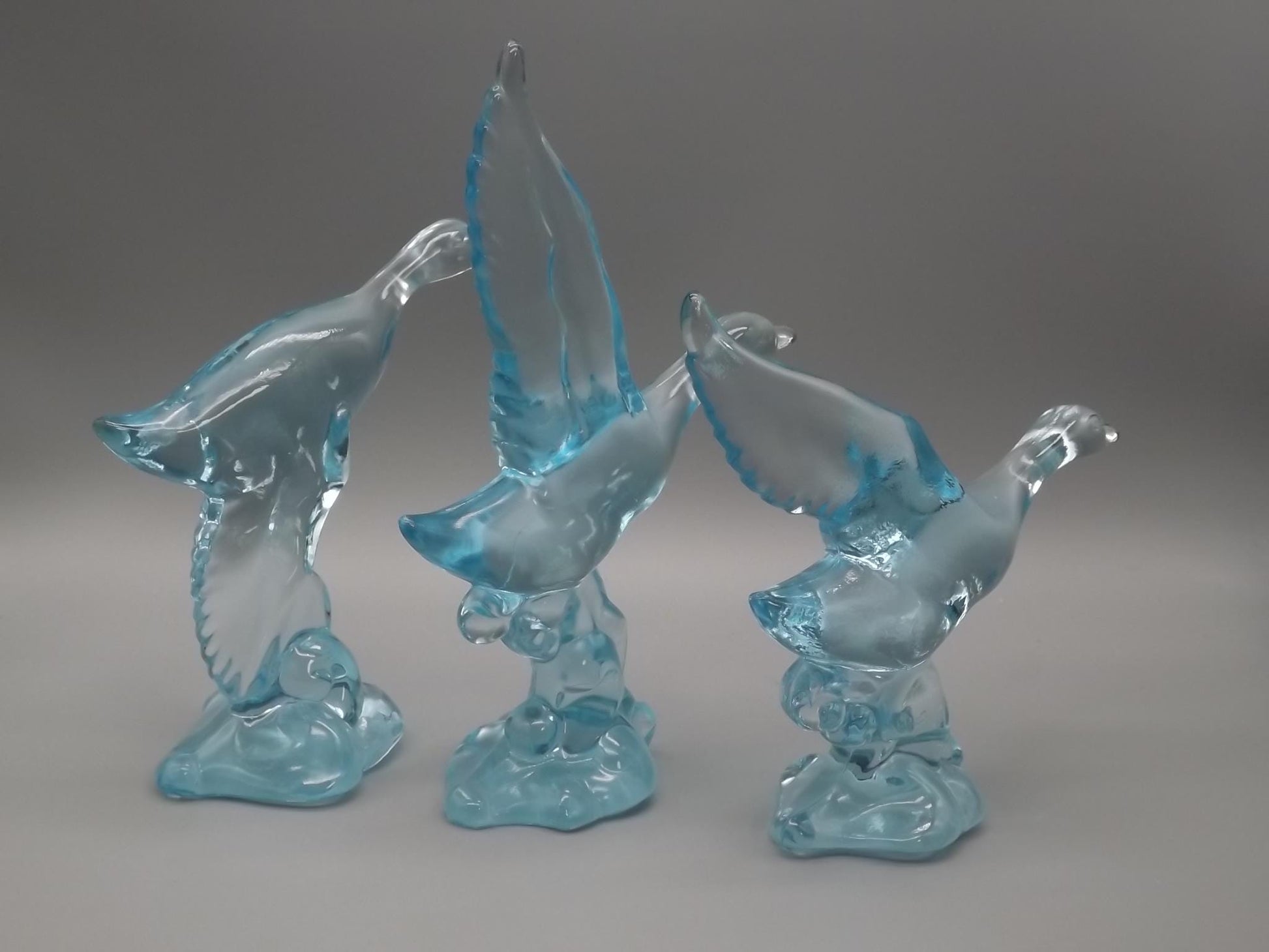 Vintage Heisey Imperial Mallards Figurines: Horizon Blue Glass Set