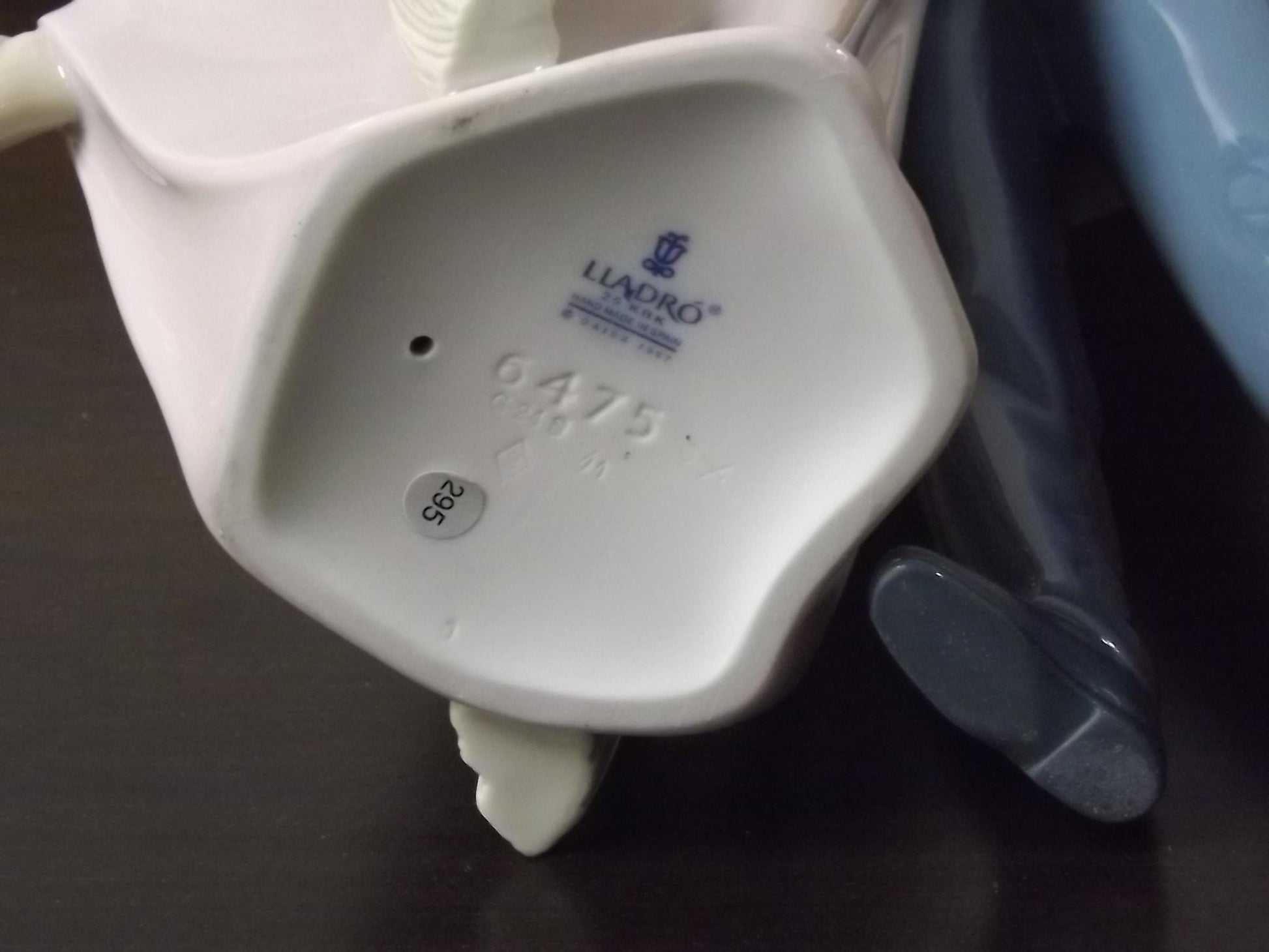 Vintage Lladro "Happy Anniversary" Figurine #6475 with Box & COA