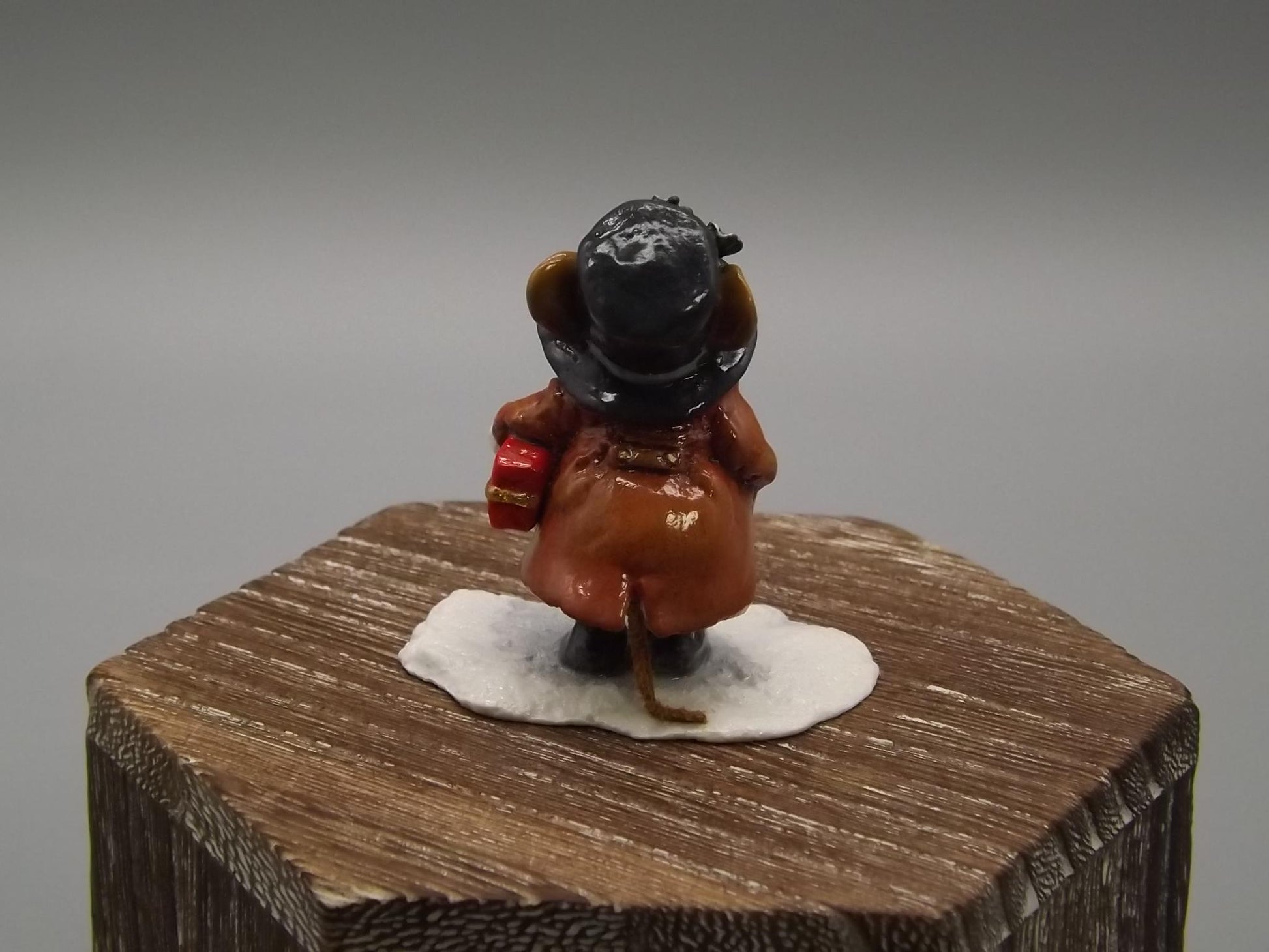 Rare Wee Forest Folk Mouse Figurine: "Squire of Micester" Christmas Present