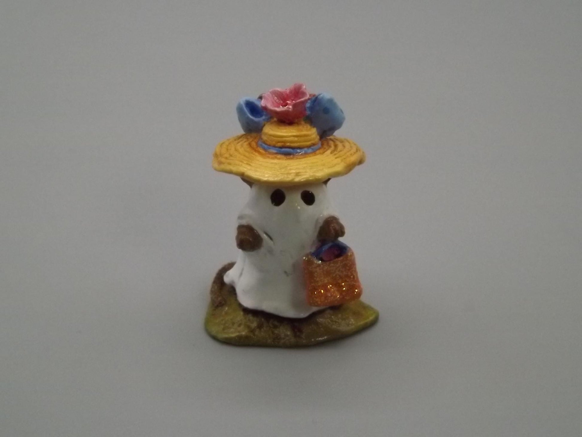 Vintage Wee Forest Folk Mouse Figurine: "Mommy's Little Ghost" Halloween Decor