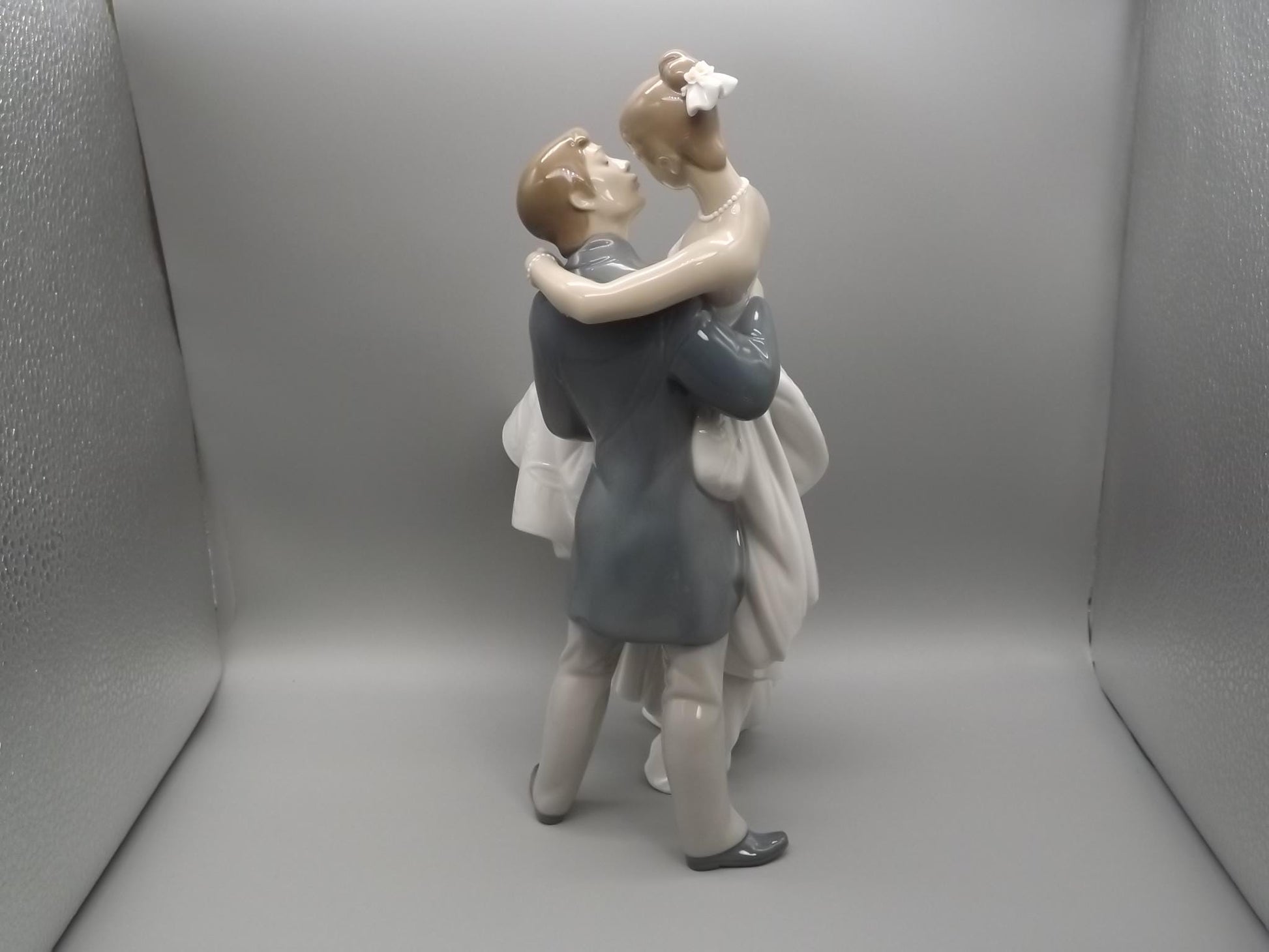 Vintage Lladro "The Happiest Day" Figurine #8029 - Newlyweds with Original Box