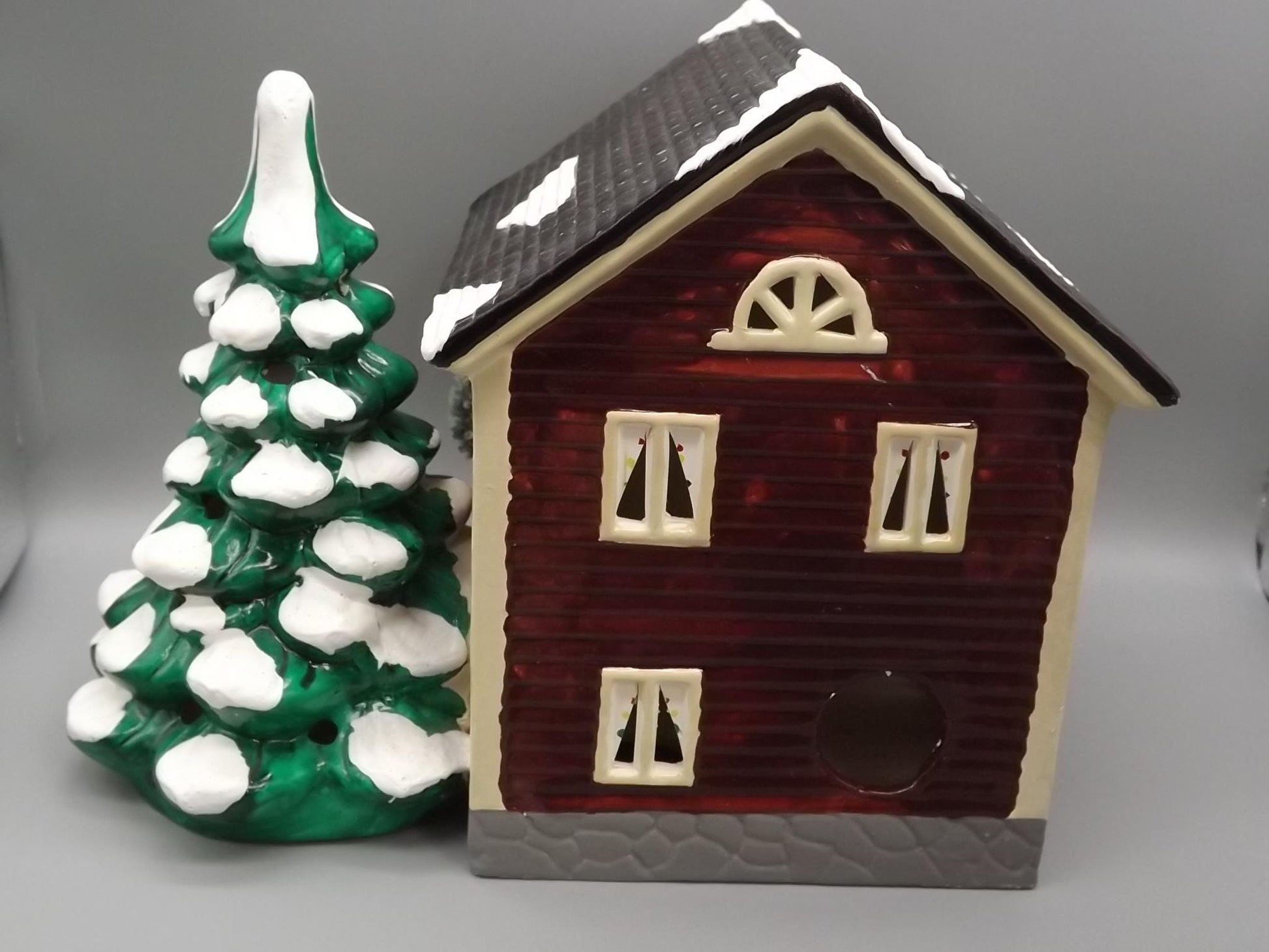 Vintage 1988 Snow Village "Ridgewood" Illuminated Building Display