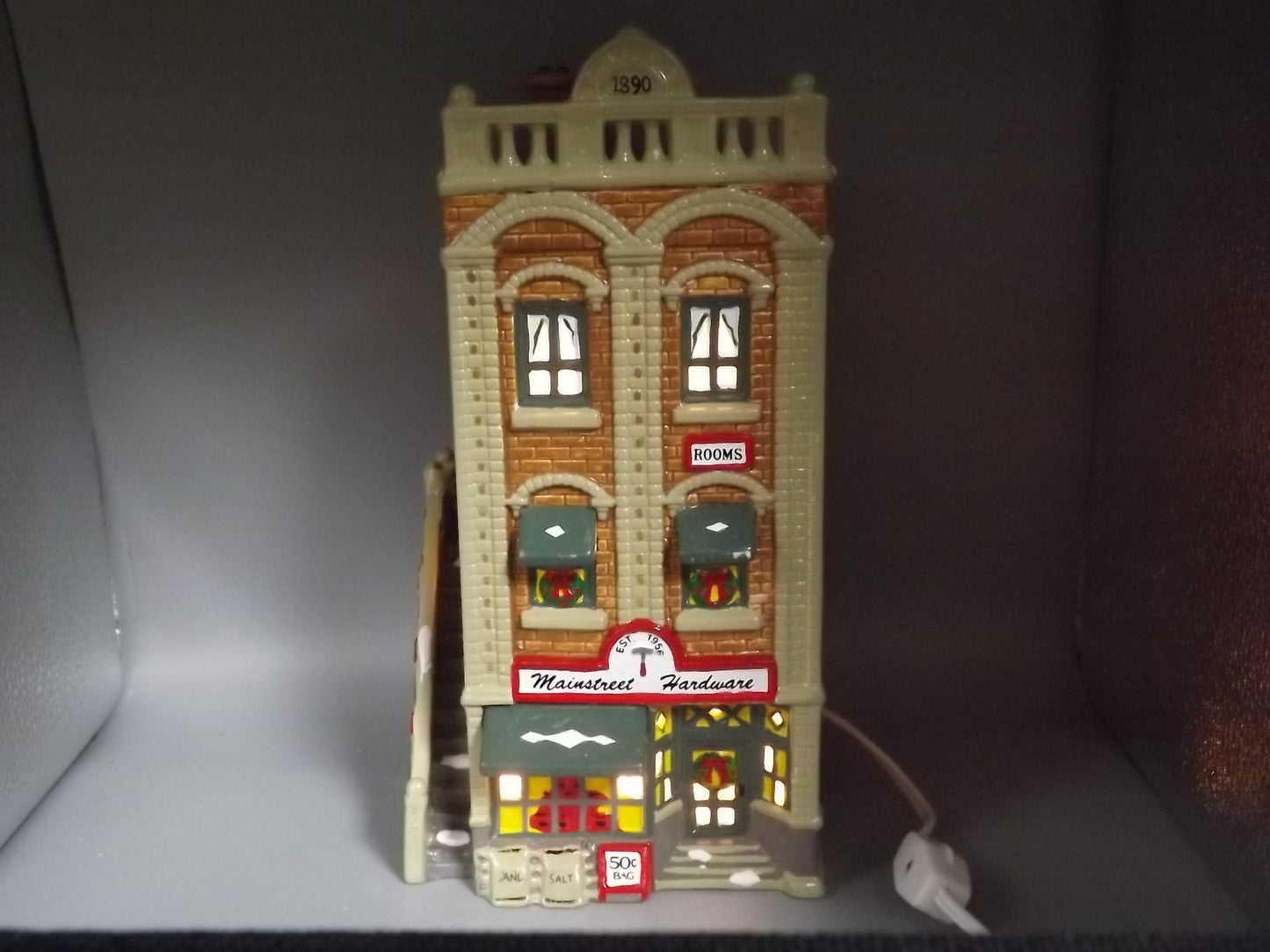 Vintage 1990 Snow Village "Mainstreet Hardware" Illuminated building seasonal display village scene. With box.