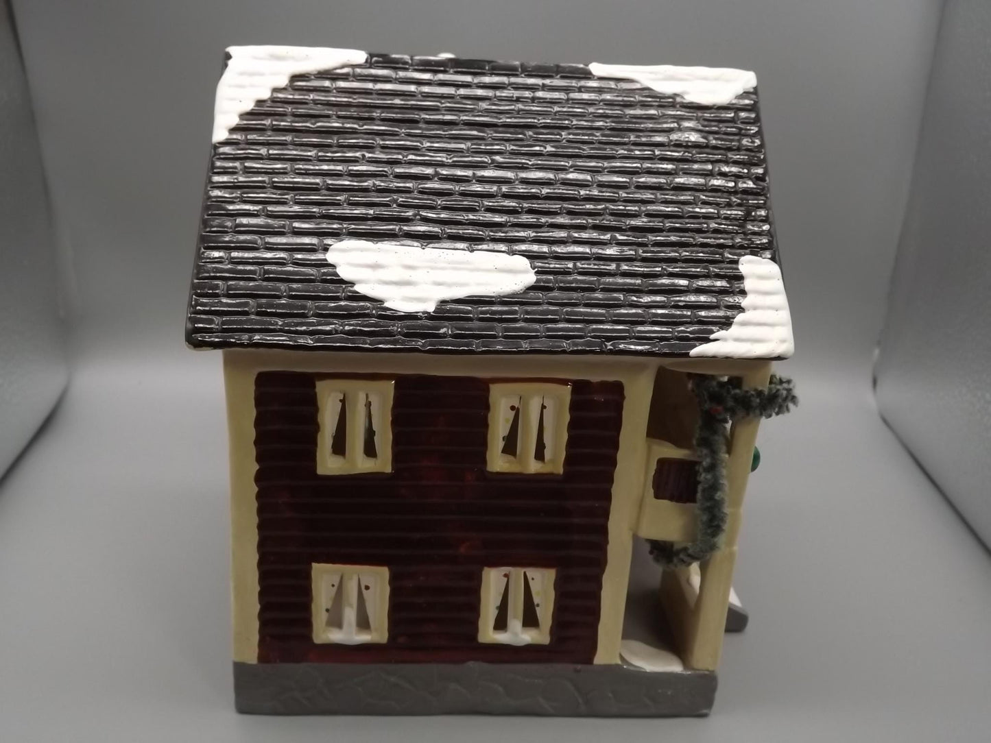 Vintage 1988 Snow Village "Ridgewood" Illuminated Building Display