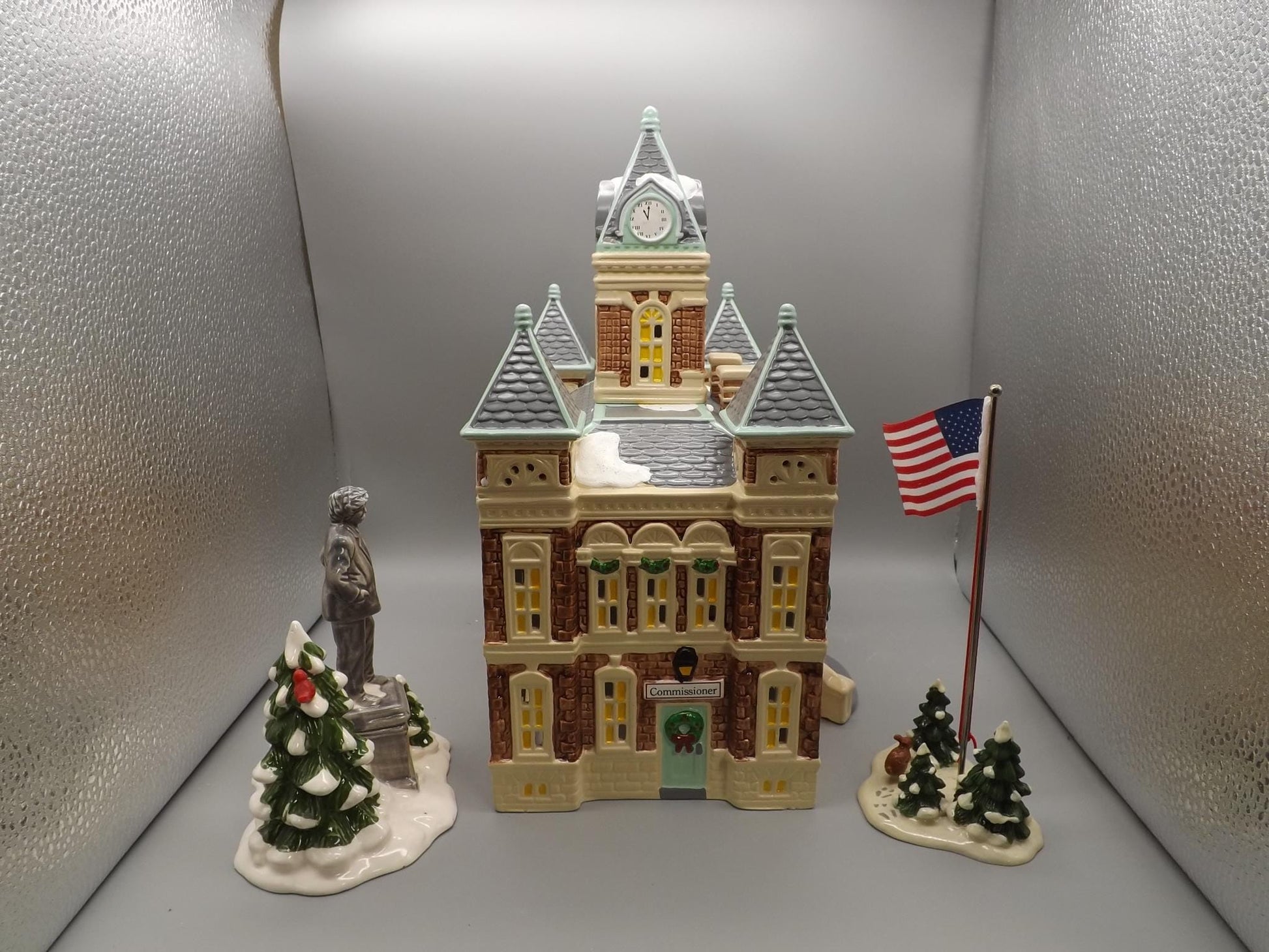 Vintage 1989 Snow Village "County Courthouse, Mark Twain, and Flag pole" Illuminated building seasonal display village scenes. With boxes.