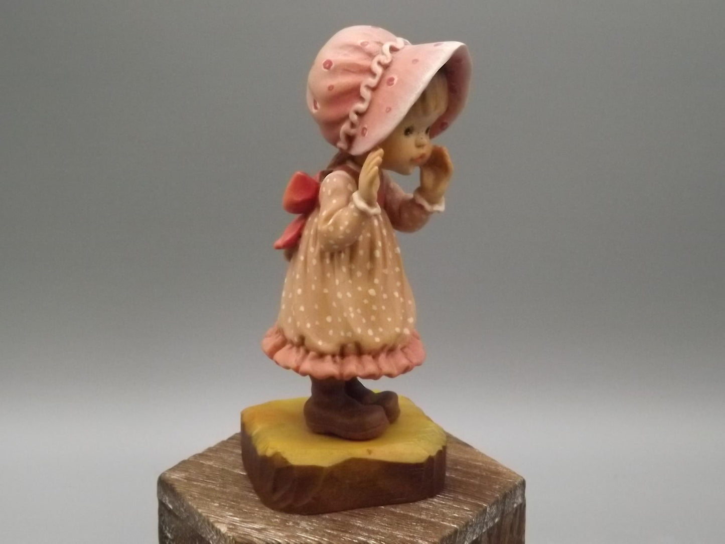Vintage Anri Wood Figurine: "I Have a Secret" Sarah Kay Design