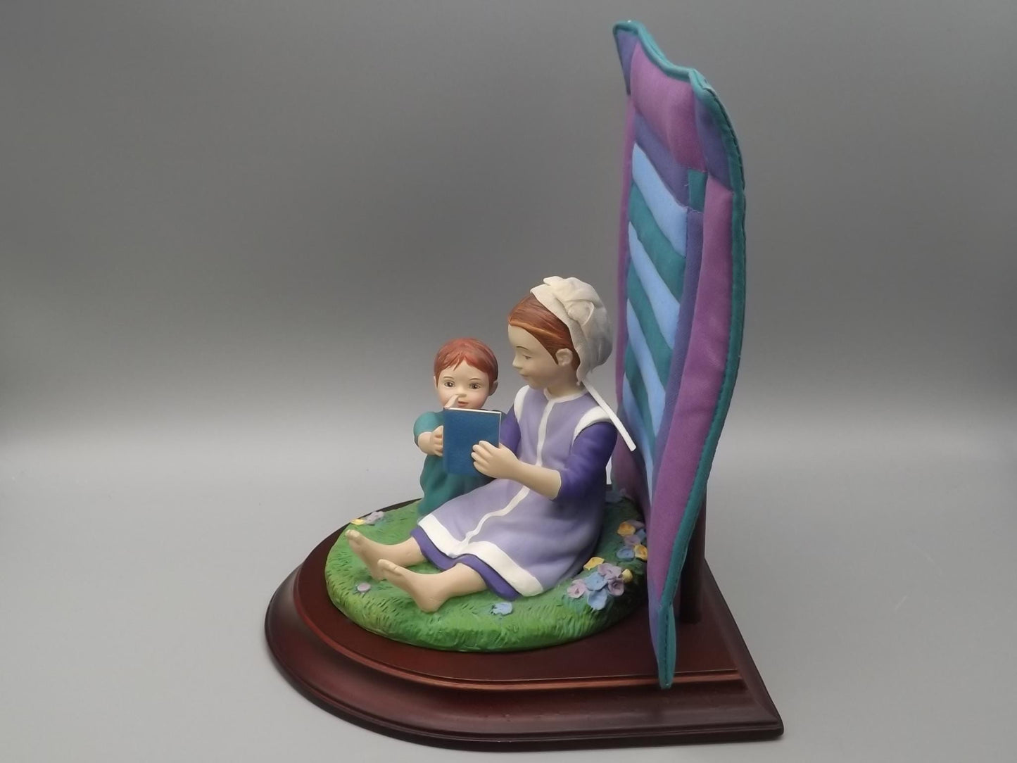 Vintage Willits Amish Figurine: "Sarah and Maggie" Reading