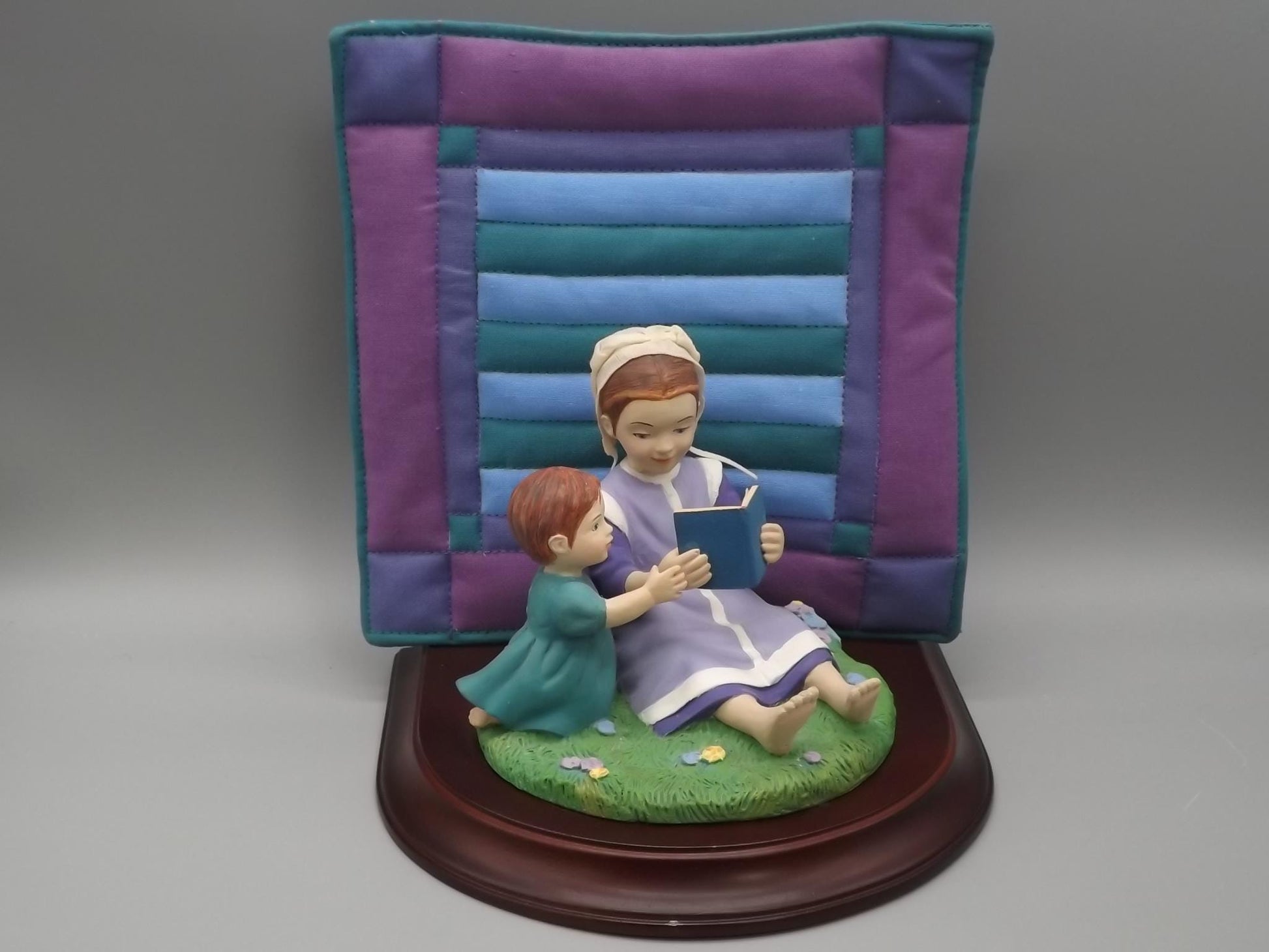 Vintage Willits Amish Figurine: "Sarah and Maggie" Reading