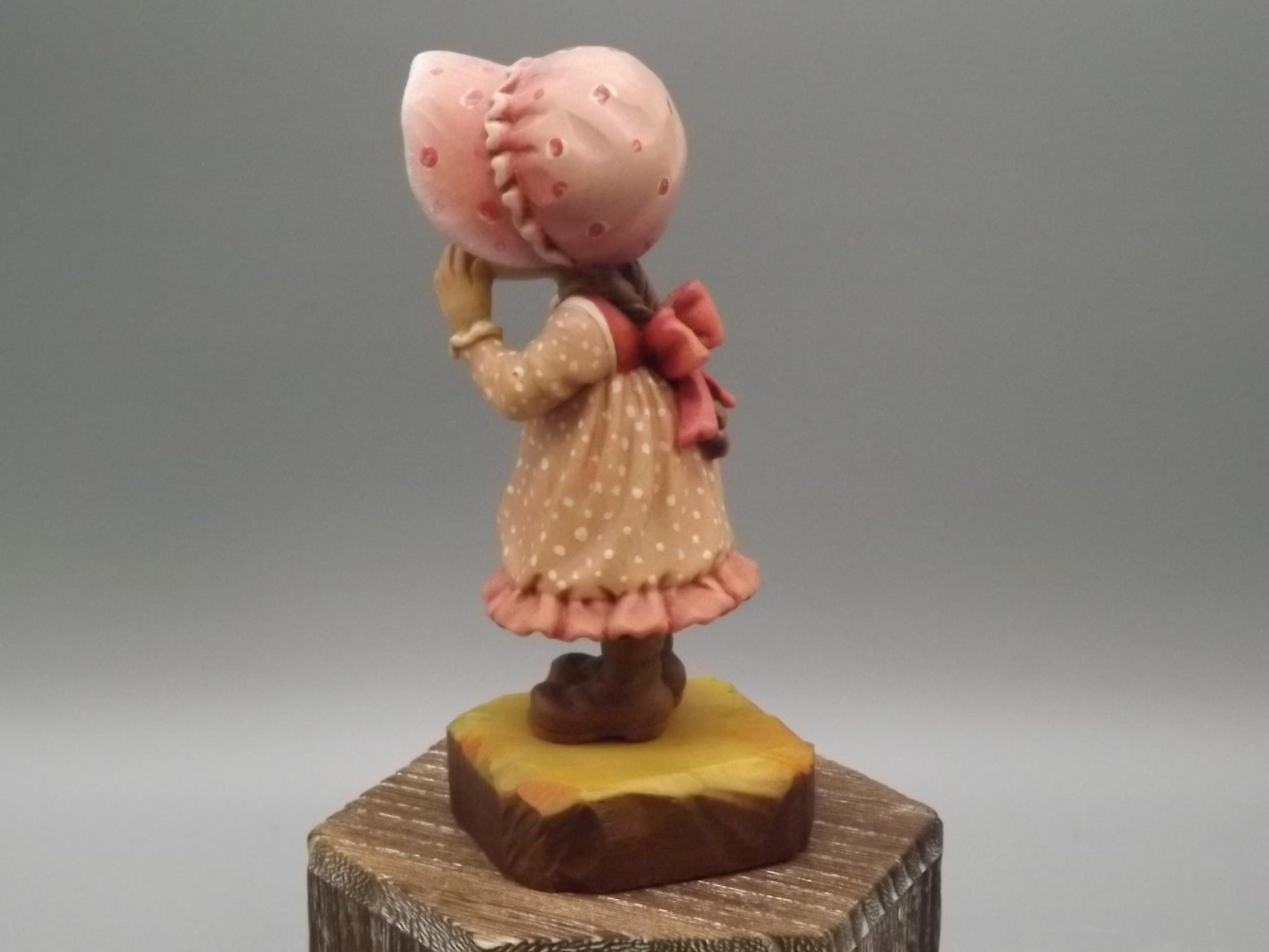 Vintage Anri Wood Figurine: "I Have a Secret" Sarah Kay Design
