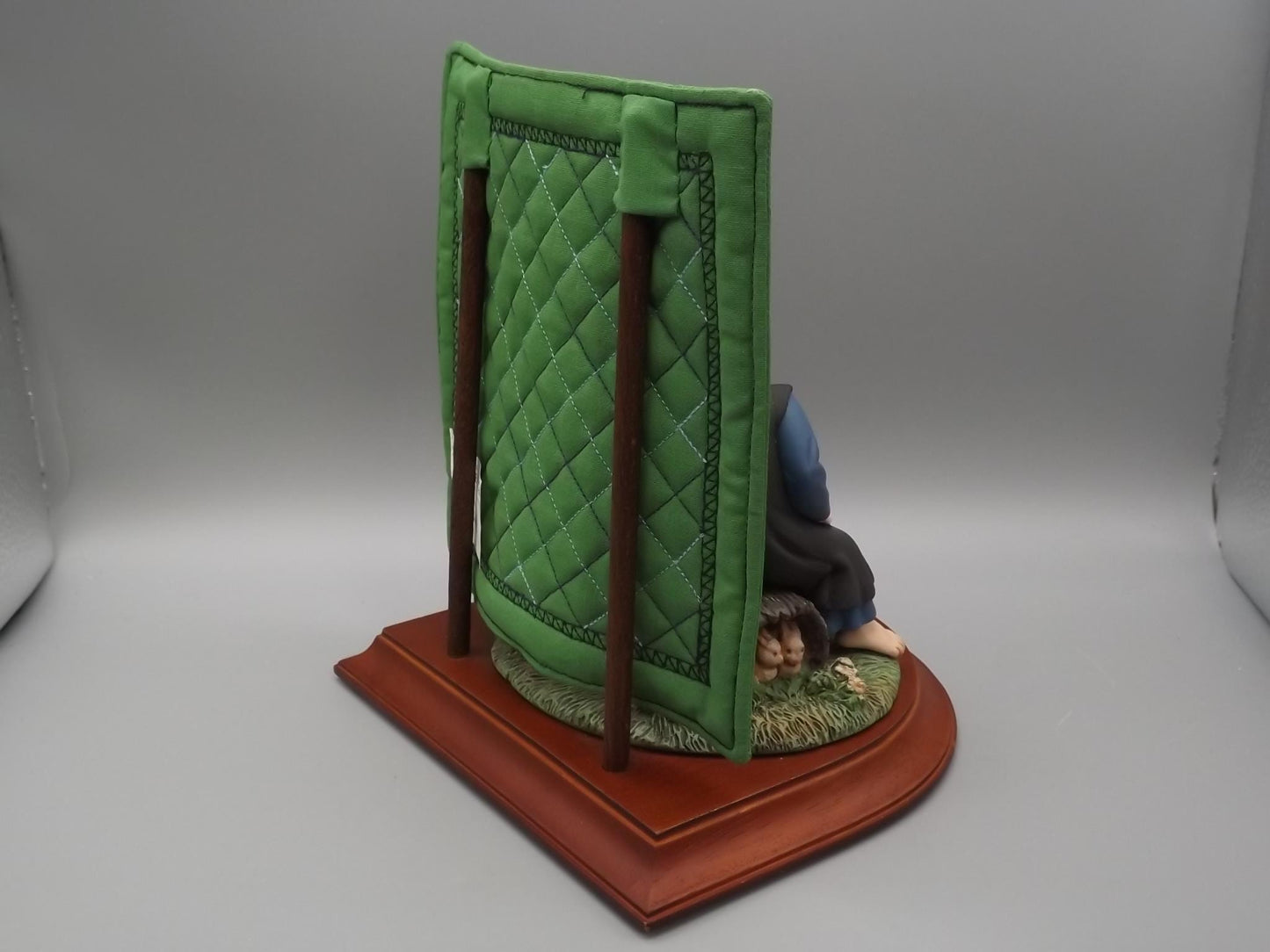 Vintage Willits Amish Heritage "First Kiss" Figurine, 1995