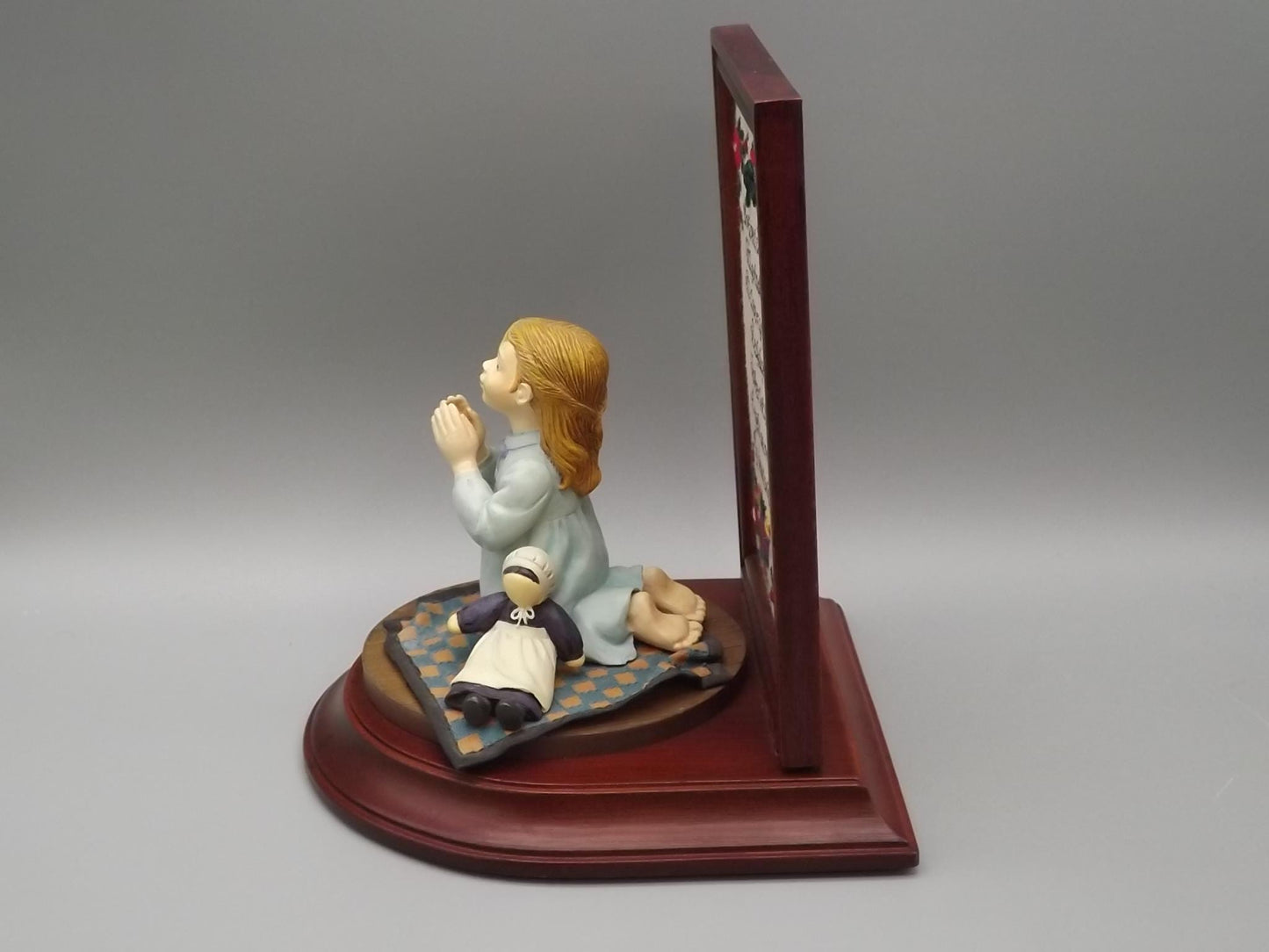 Willits Amish Heritage Figurine: Caroline's Bedtime Prayer, Limited Edition