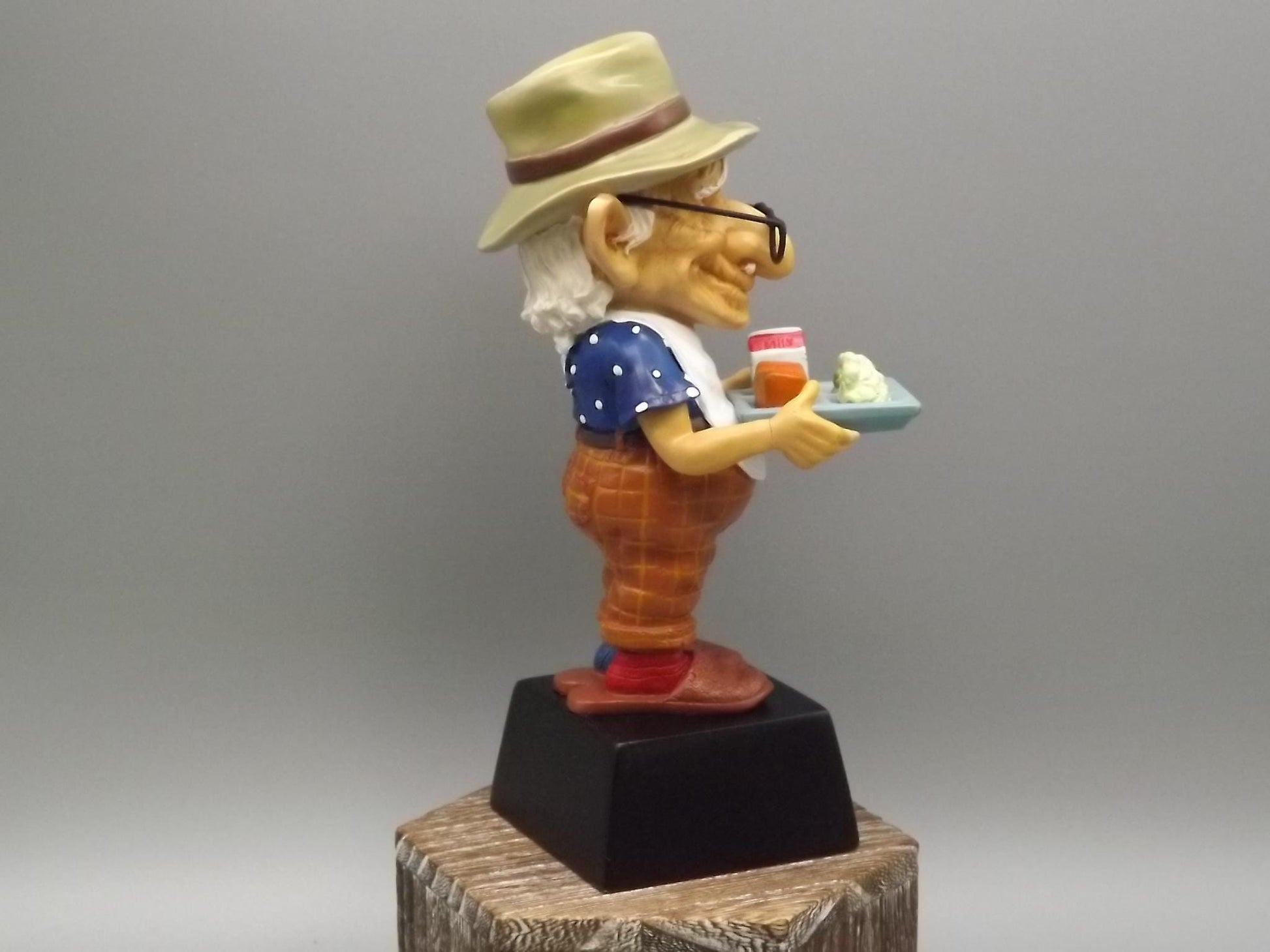 Westland Coots "Buffet" Figurine: Senior Citizen with Food Tray