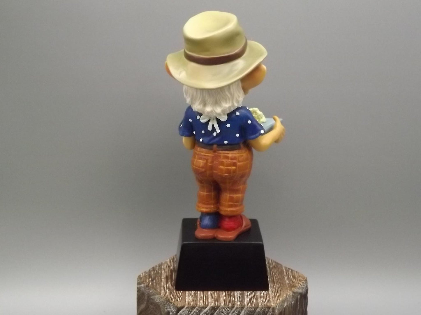 Westland Coots "Buffet" Figurine: Senior Citizen with Food Tray