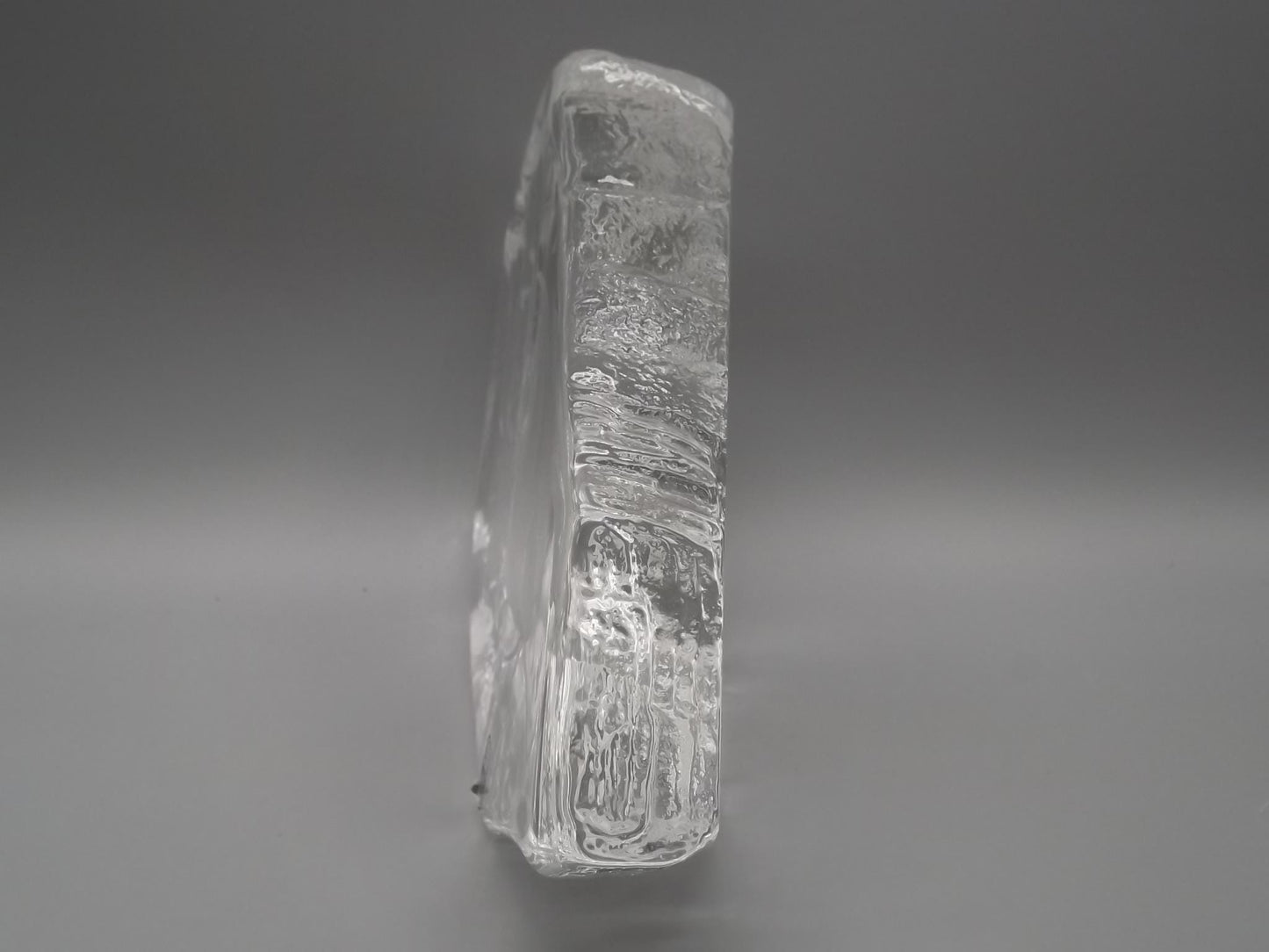 Mats Jonasson Angel Fish Glass Sculpture: Swedish Art Glass Figurine