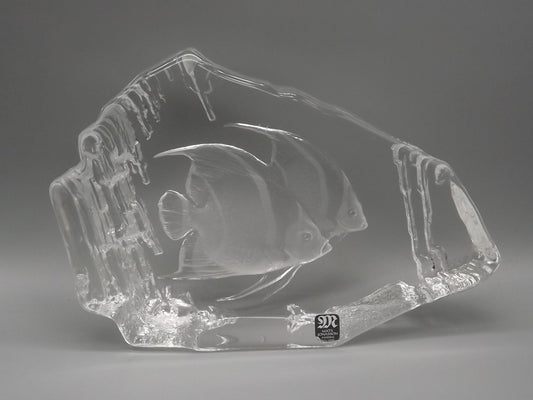Mats Jonasson Angel Fish Glass Sculpture: Swedish Art Glass Figurine