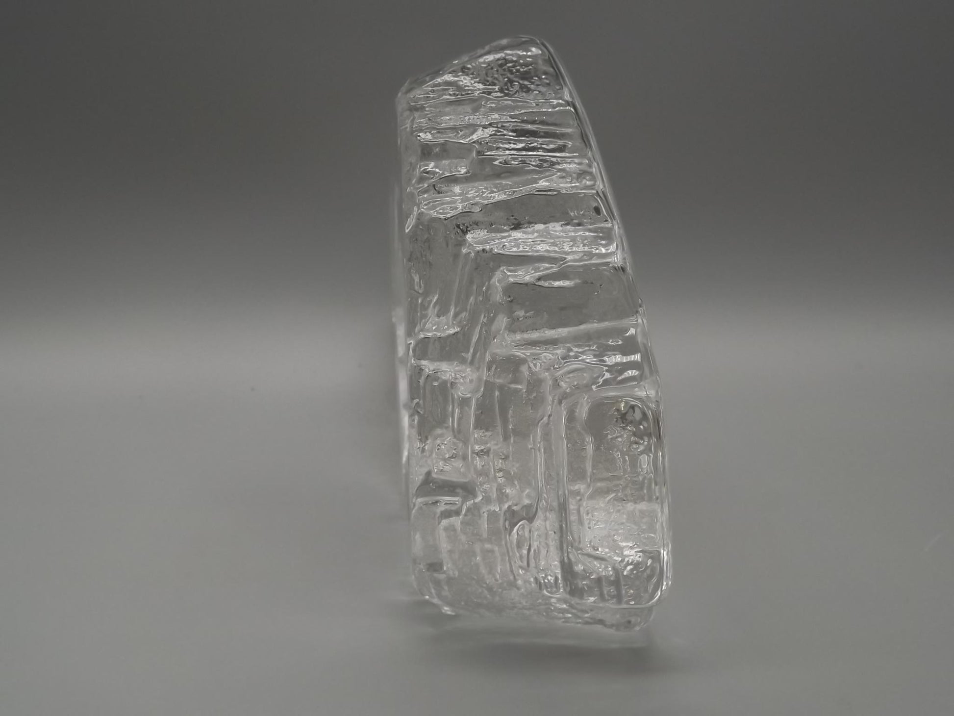 Mats Jonasson Angel Fish Glass Sculpture: Swedish Art Glass Figurine