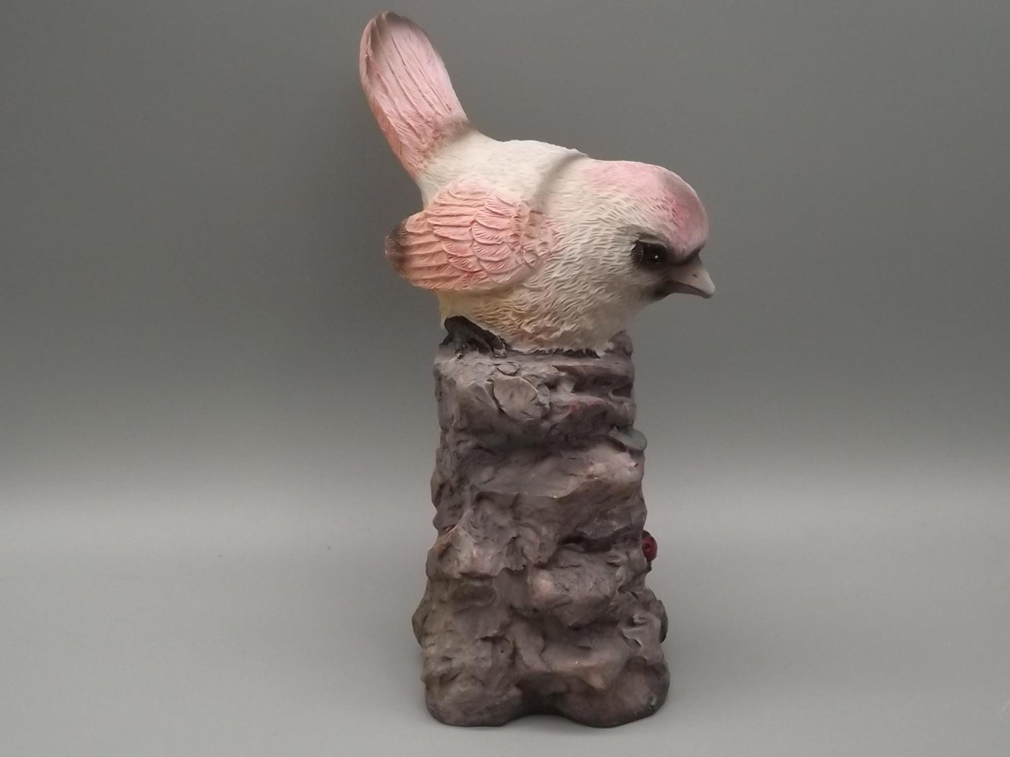 Pink Bird Figurine on Welcome Sign: Home Decor Gift