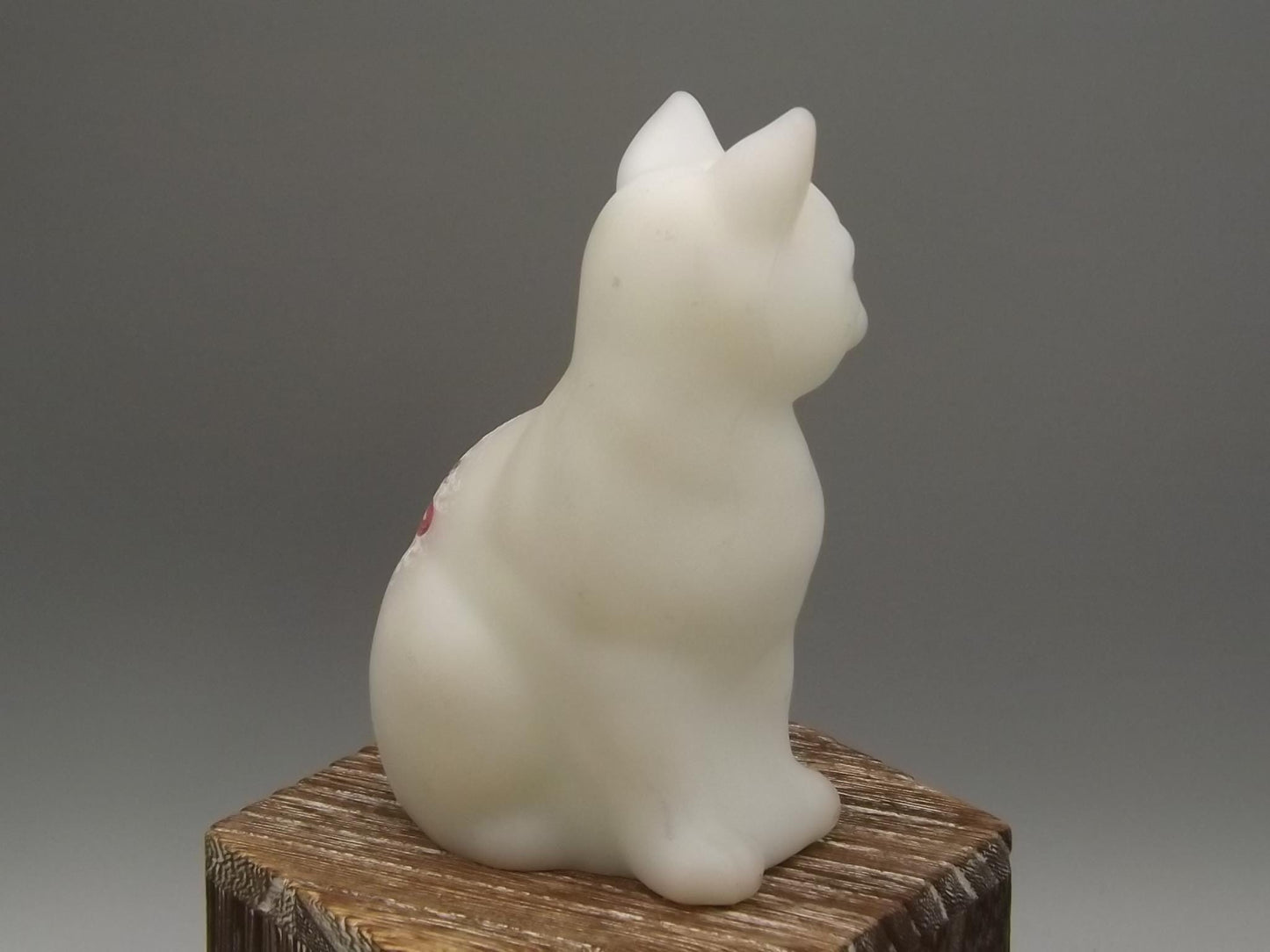 Vintage Fenton Hand-Painted Cat Figurine - Signed 1976