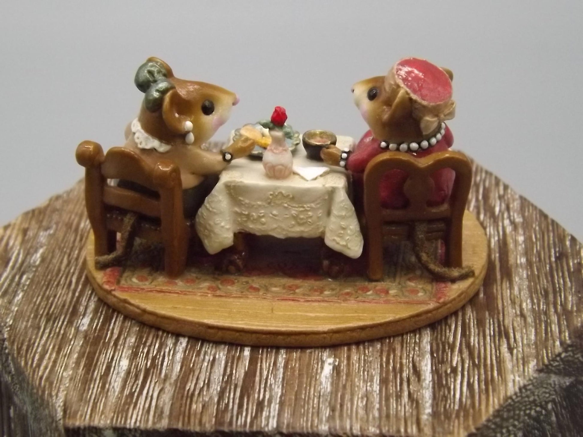 Vintage Wee Forest Folk Mice Figurine: Tea with Tillie, 2002