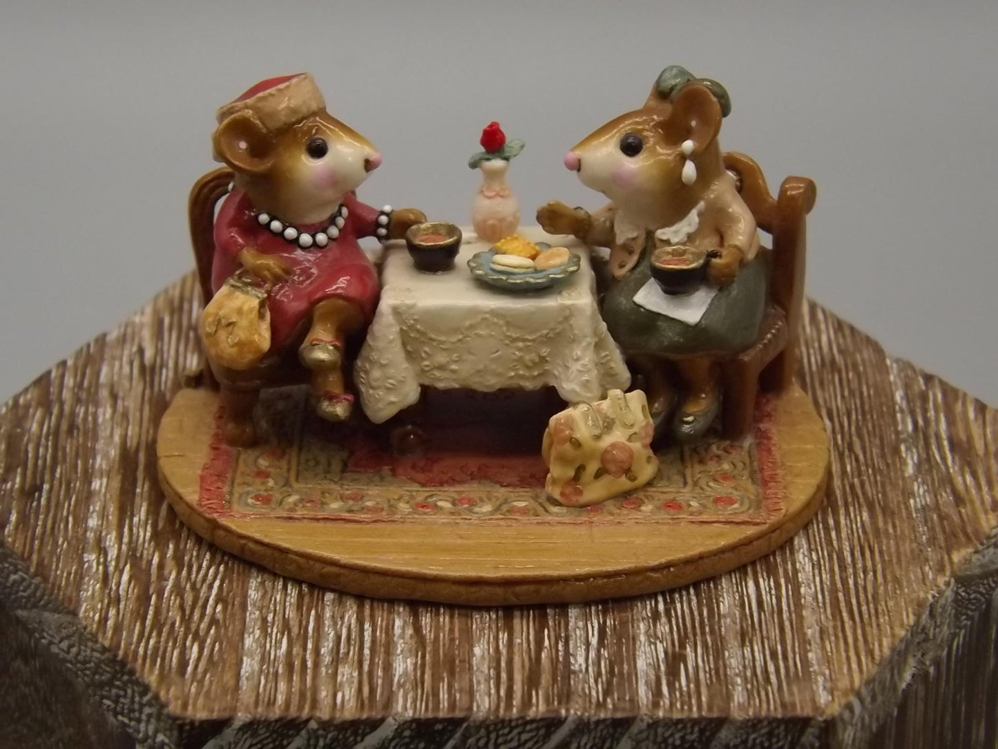 Vintage Wee Forest Folk Mice Figurine: Tea with Tillie, 2002