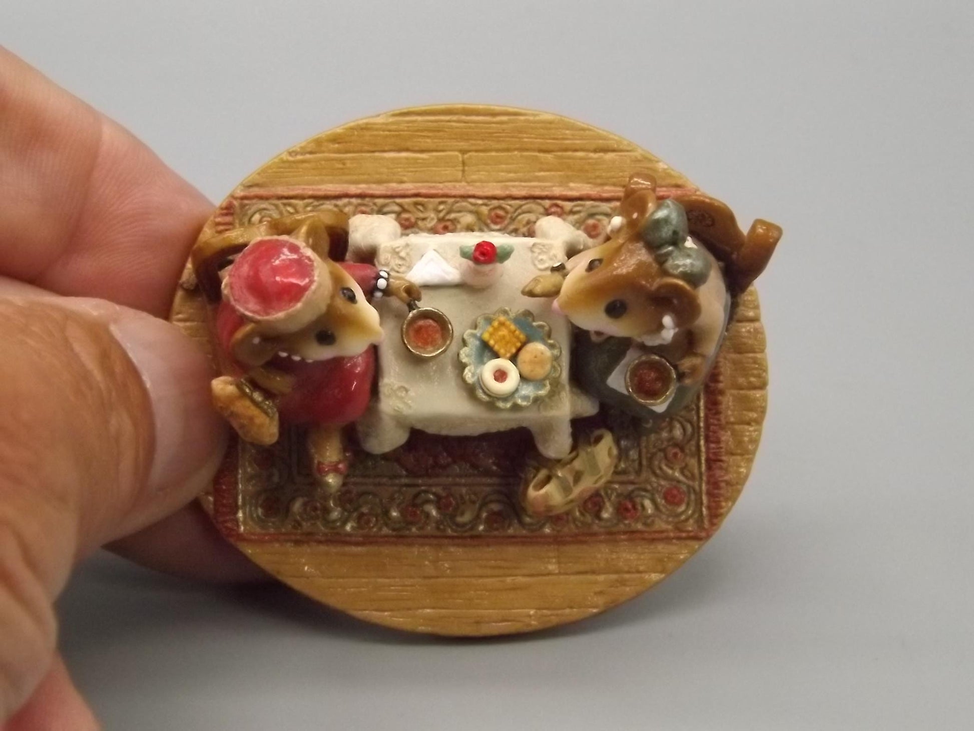 Vintage Wee Forest Folk Mice Figurine: Tea with Tillie, 2002