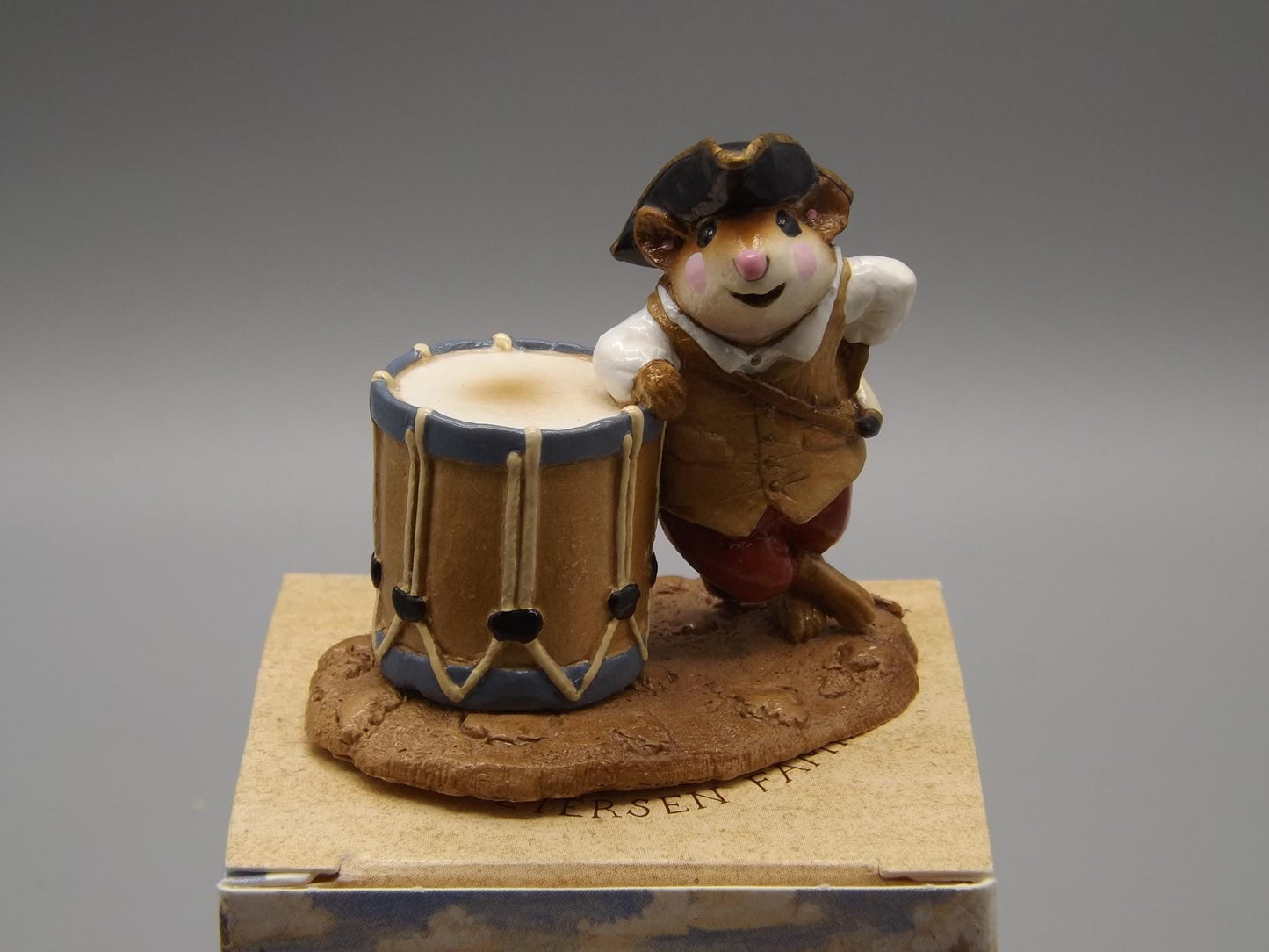 Vintage Wee Forest Folk Mouse Figurine: 1981 "Concord Minute Mouse"