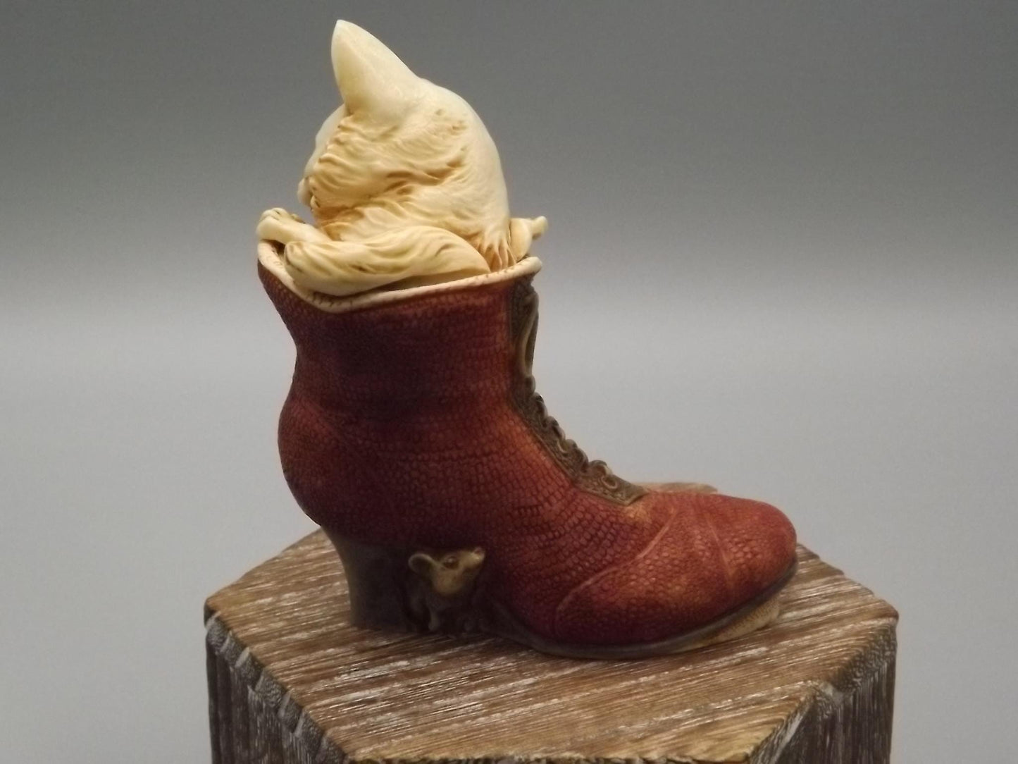 Vintage Harmony Kingdom White Heather Jest Figurine: Limited Edition Boxed Collectible