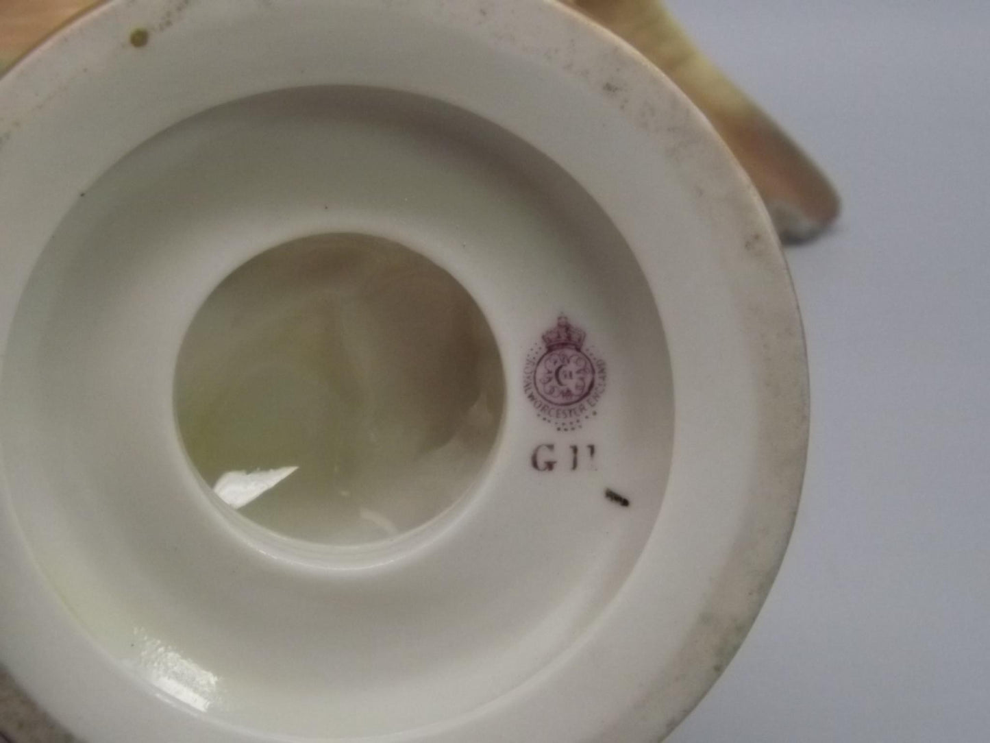 Vintage 1923 Royal Worcester Eagle Figurine: G11 Potpourri, No Lid