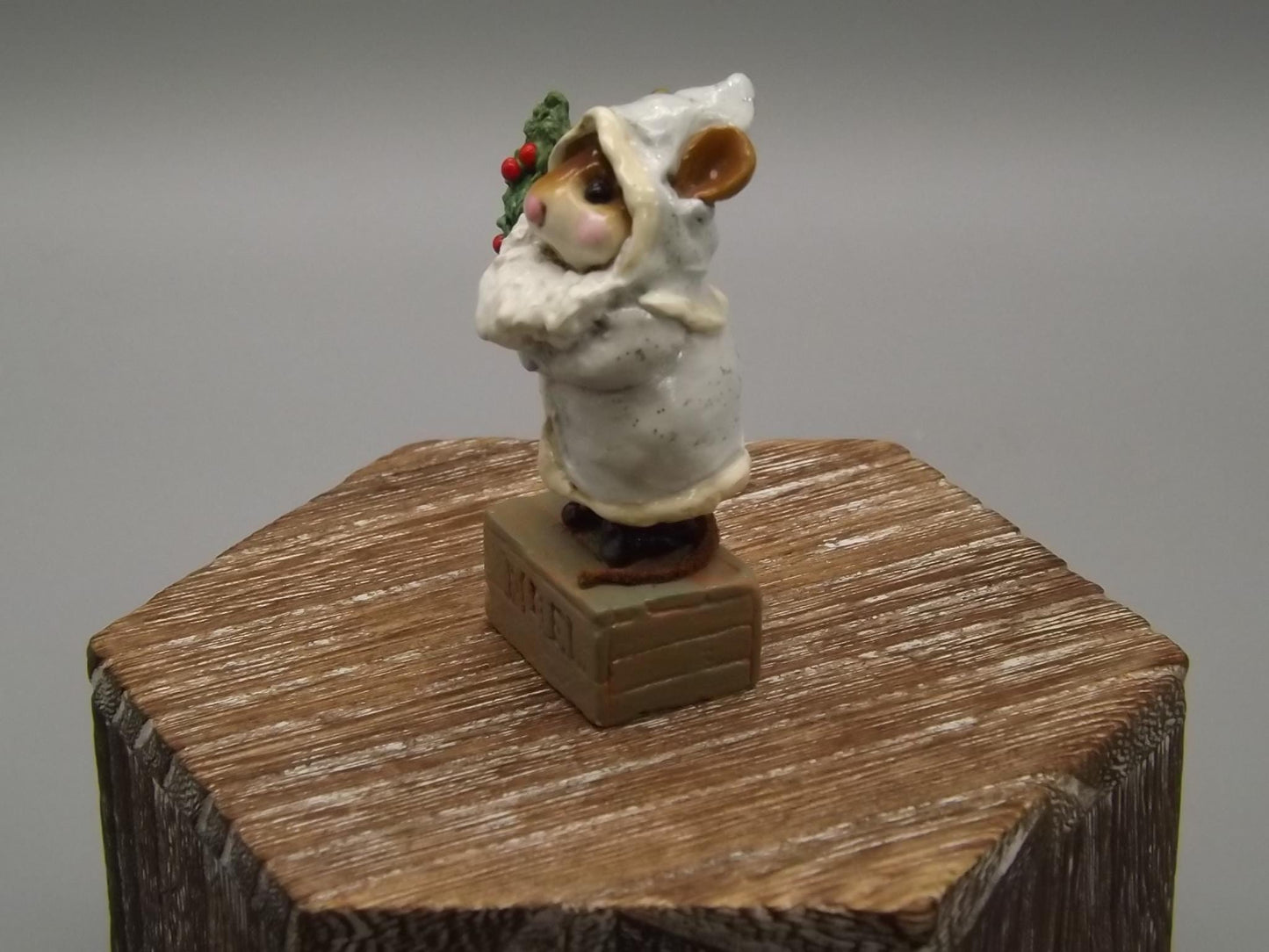 Vintage Wee Forest Folk Father Chris-Mouse Figurine: 1989 Hand-Painted Christmas Mouse