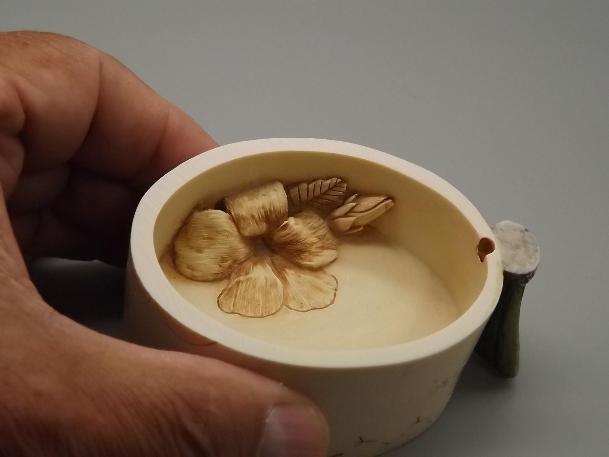 Vintage Harmony Kingdom Figurine: Sweet Nectar Hummingbird Box, Limited Edition