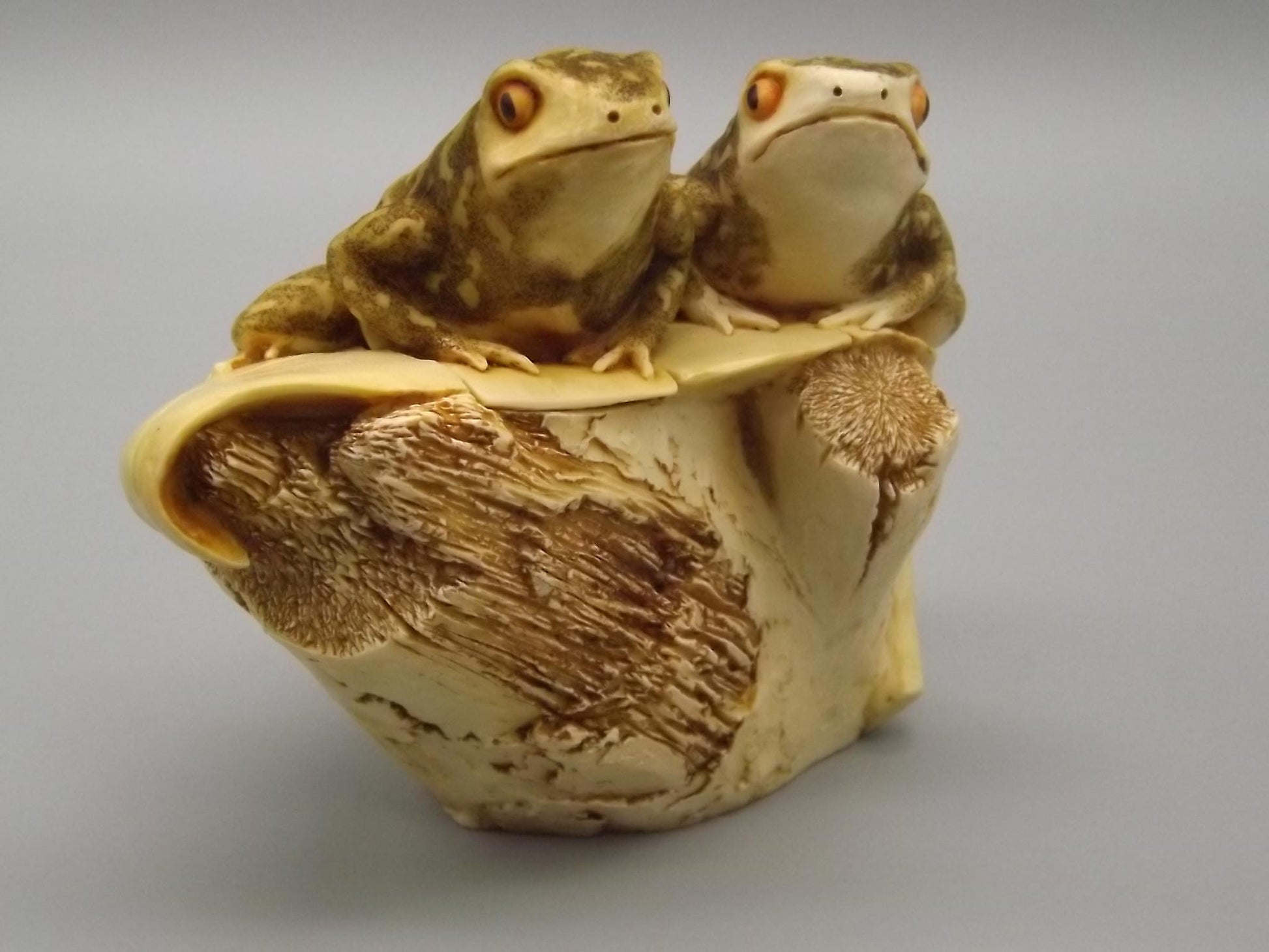 Vintage Harmony Kingdom Honeymooners Figurine: Royal Watch Club, Limited Edition