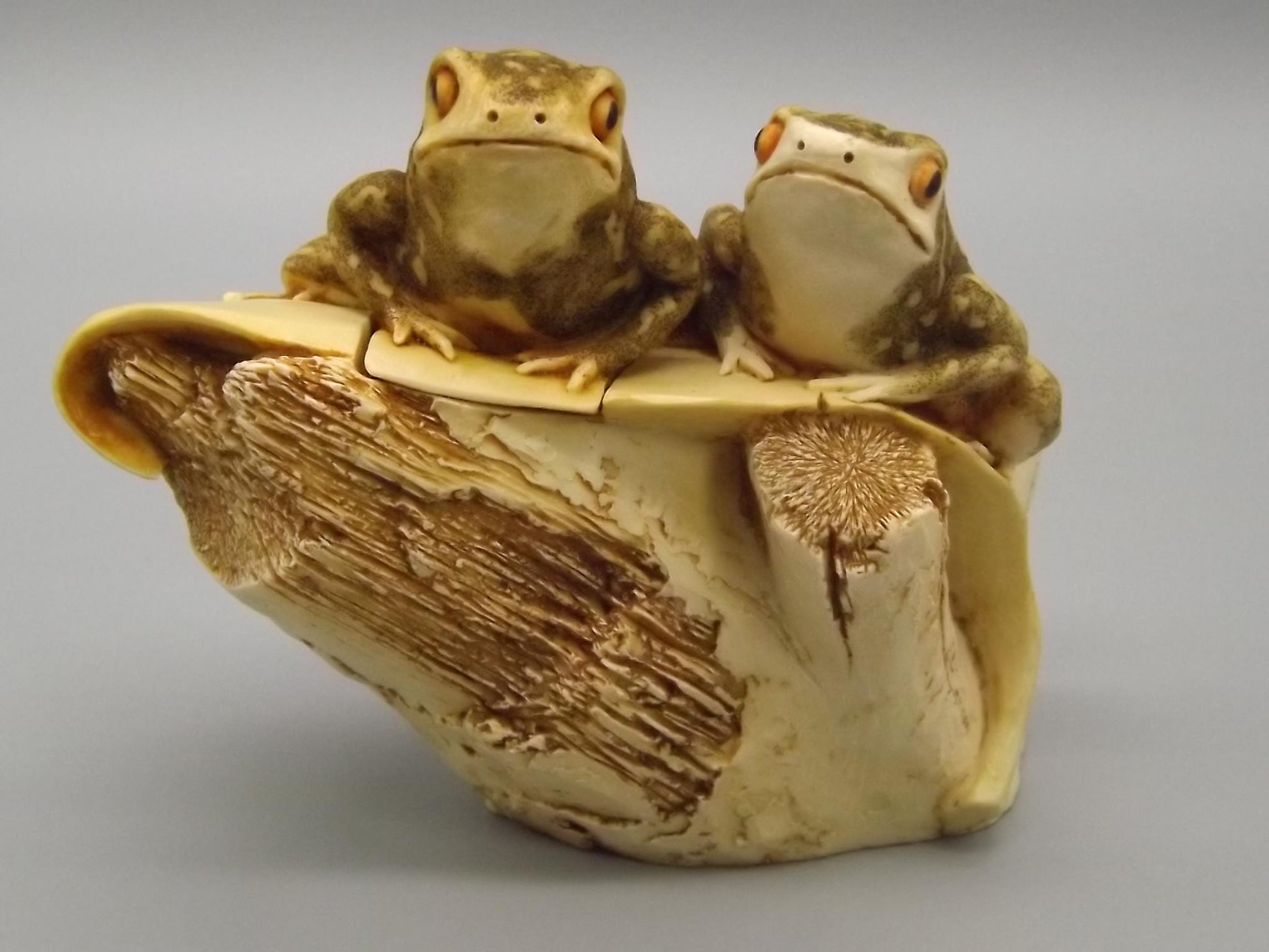 Vintage Harmony Kingdom Honeymooners Figurine: Royal Watch Club, Limited Edition