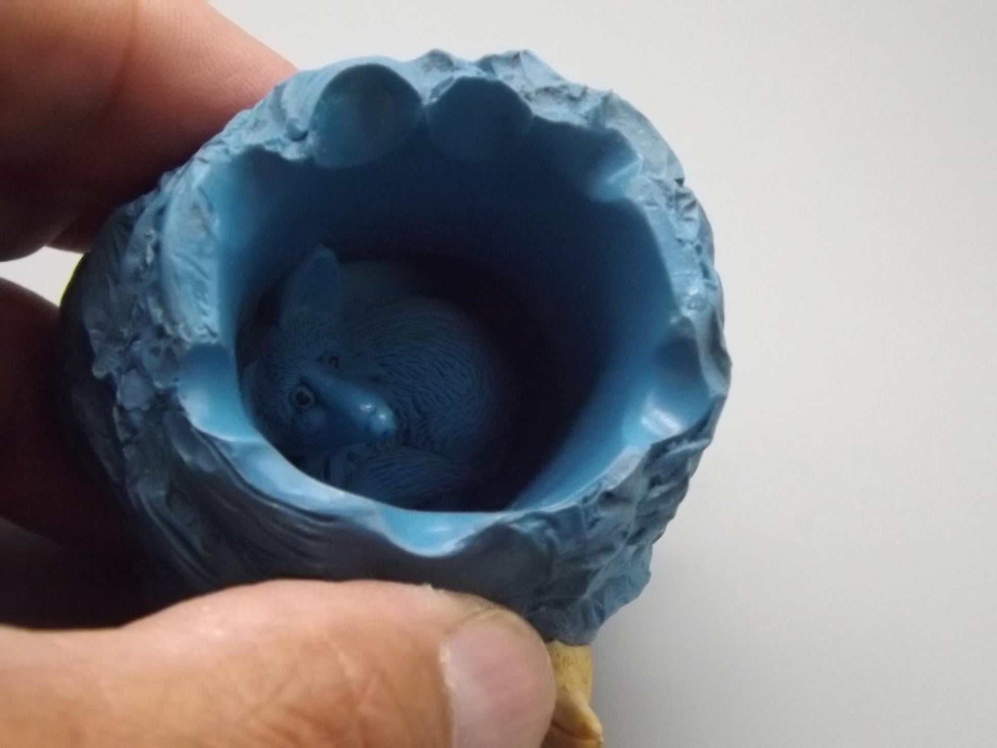 Vintage Harmony Kingdom "Refused-D Collection'" Jest Figurine TJEVo4MT no original box or COA Excellent condition. light Blue with penguin.