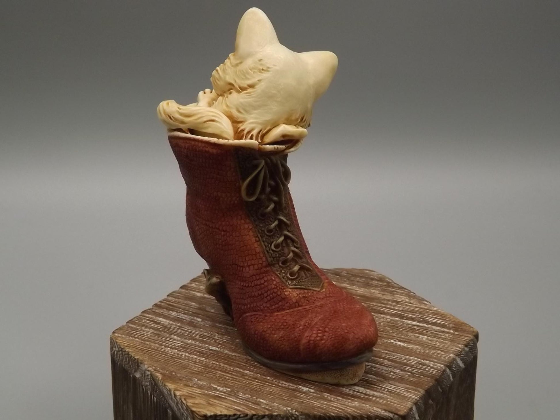 Vintage Harmony Kingdom White Heather Jest Figurine: Limited Edition Boxed Collectible