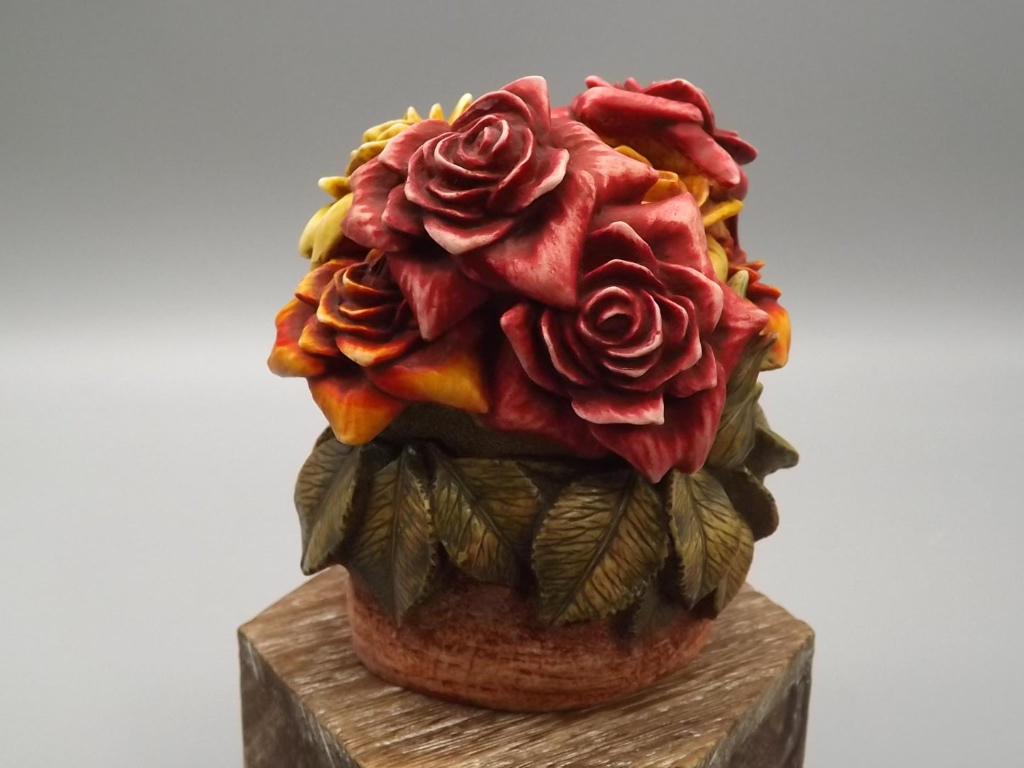 Vintage Harmony Kingdom Rose Party Figurine: Limited Edition #4946/5000