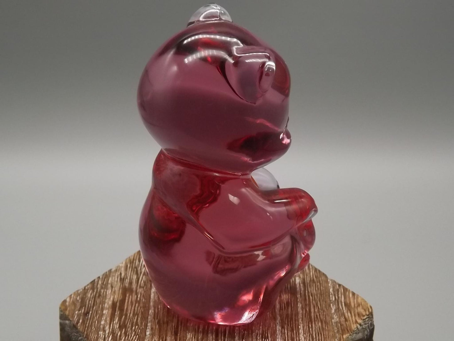Vintage Fenton Dusty Rose Bear Figurine: Hand-Painted Glass Collectible
