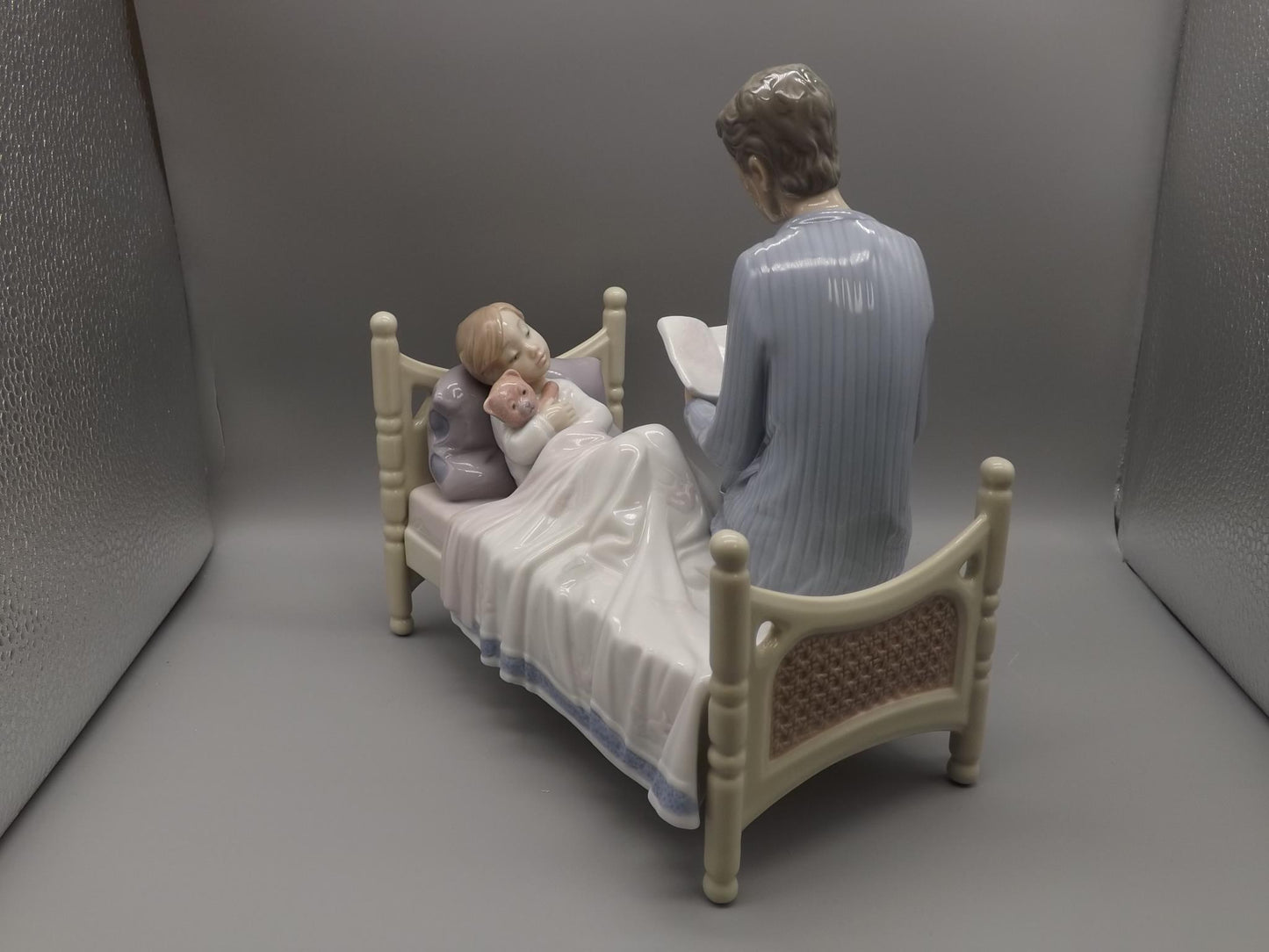 Vintage Lladro Figurine: "Just One More" Father & Daughter, Artist Signed, with Box