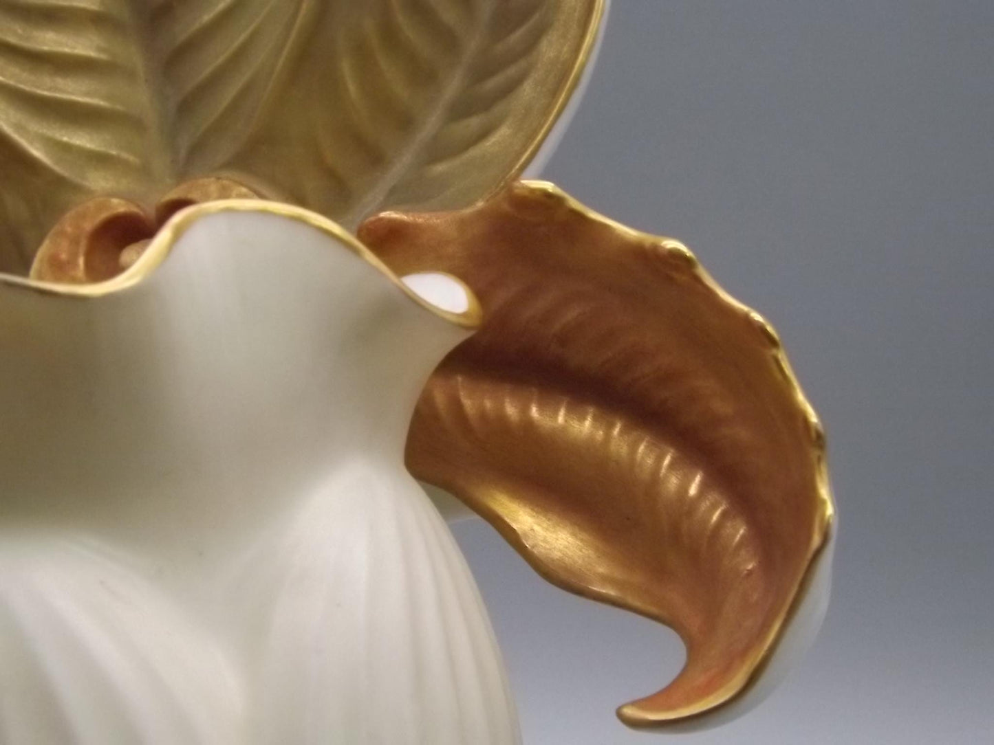 Vintage 1886 Royal Worcester Wall Pocket in excellent condition. An absolutely incredible piece. The date is verified by the markings.