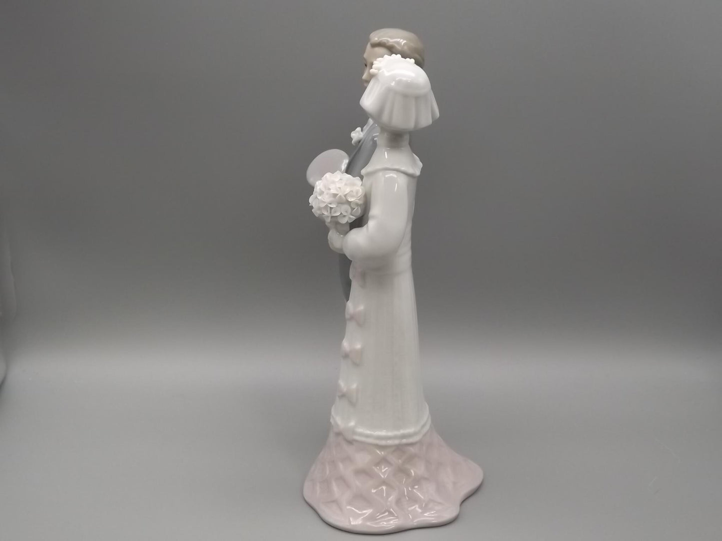 Vintage Lladro Wedding Figurine #4808 - 1972