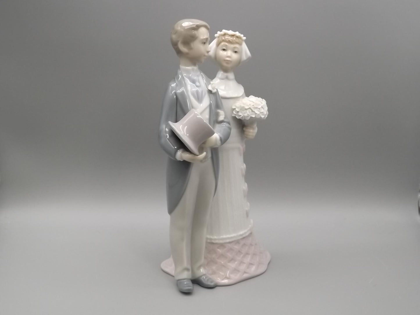 Vintage Lladro Wedding Figurine #4808 - 1972